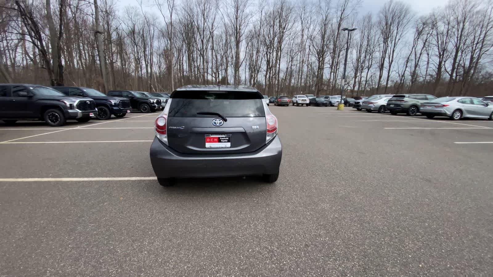 Thumbnail: 2012 Toyota Prius c - 12