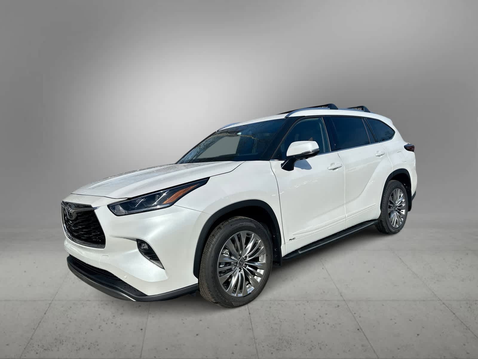 Thumbnail: 2025 Toyota Highlander - 1