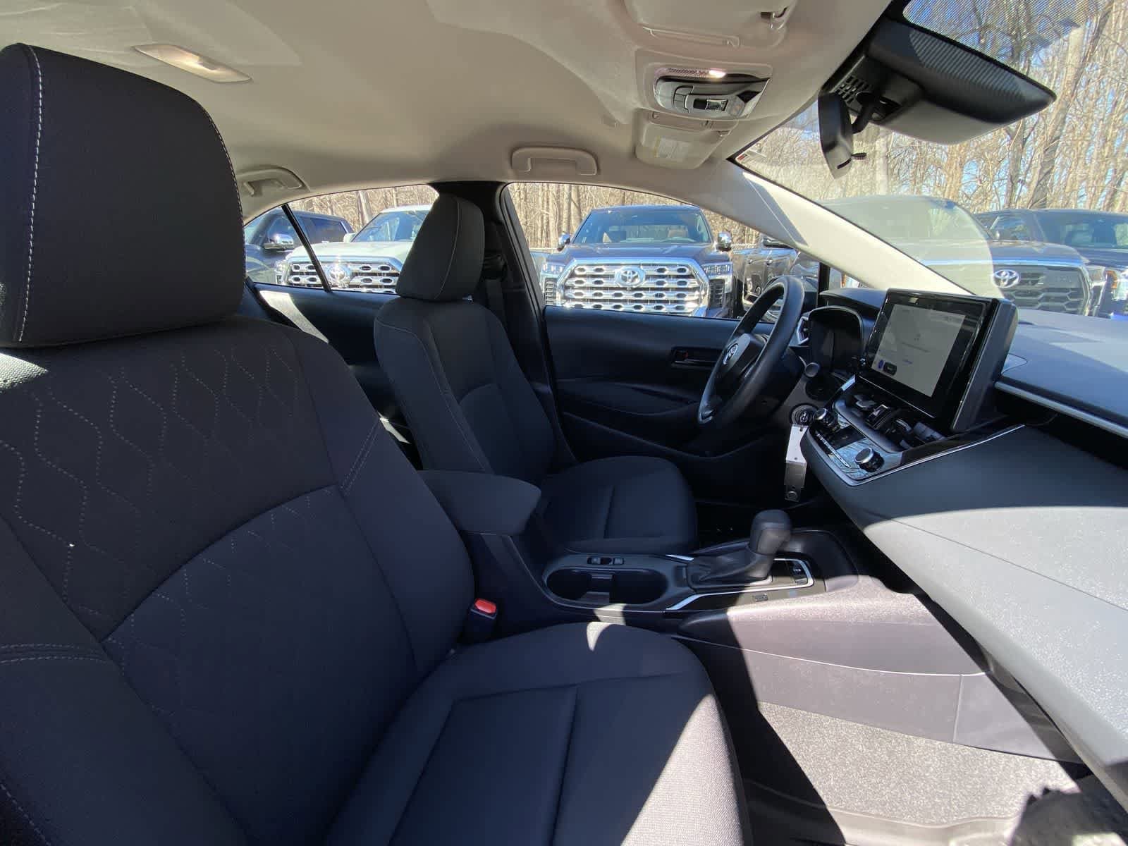 Thumbnail: 2025 Toyota Corolla - 28