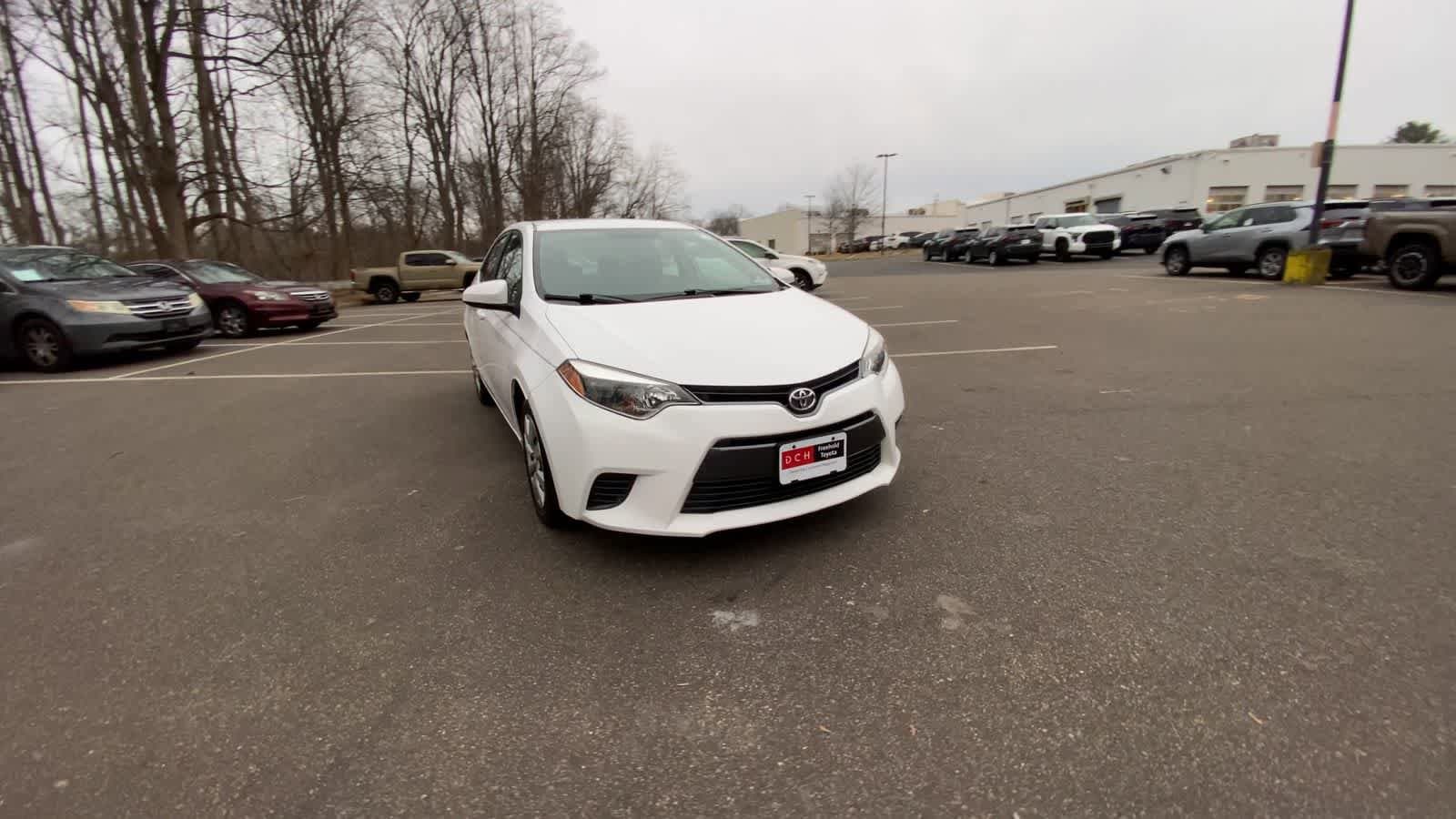 Thumbnail: 2015 Toyota Corolla - 9
