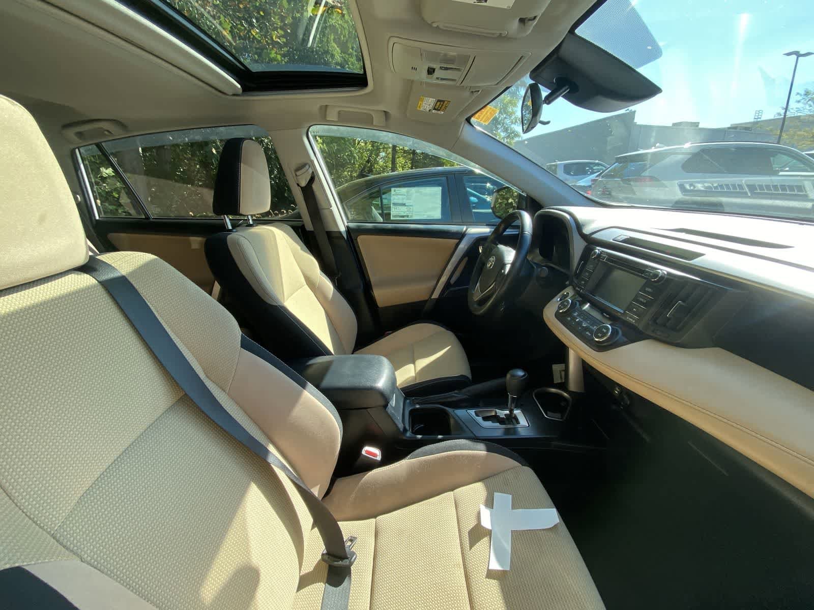 Thumbnail: 2018 Toyota RAV4 - 5