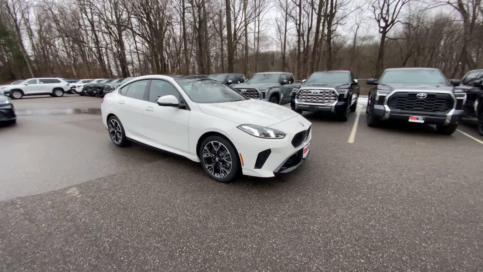 Thumbnail: 2025 BMW 2 Series - 6