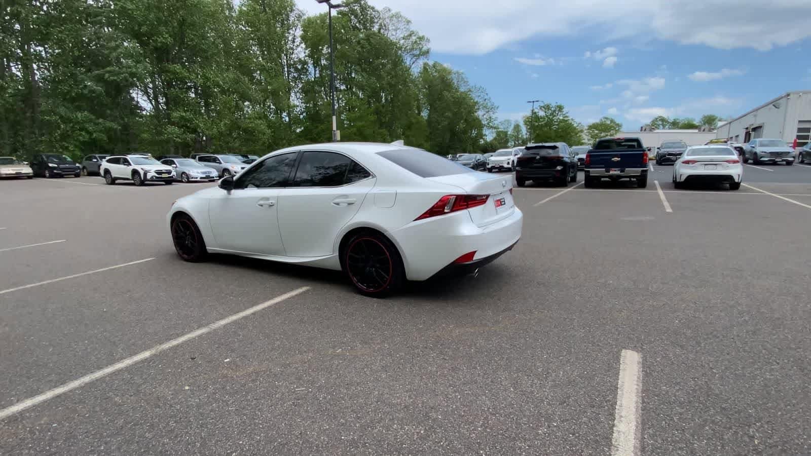 Thumbnail: 2015 Lexus IS - 6
