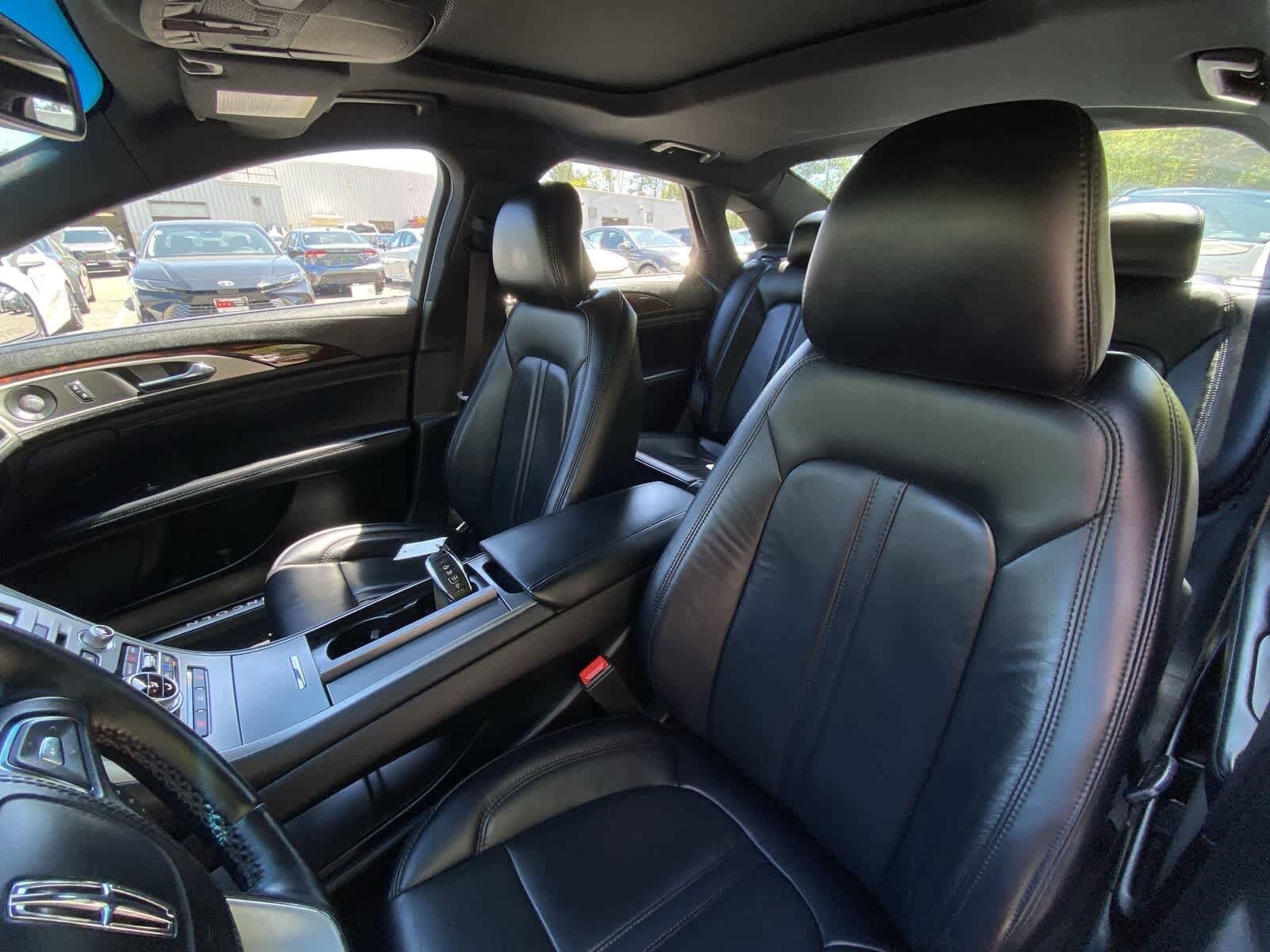 Thumbnail: 2019 Lincoln MKZ - 43