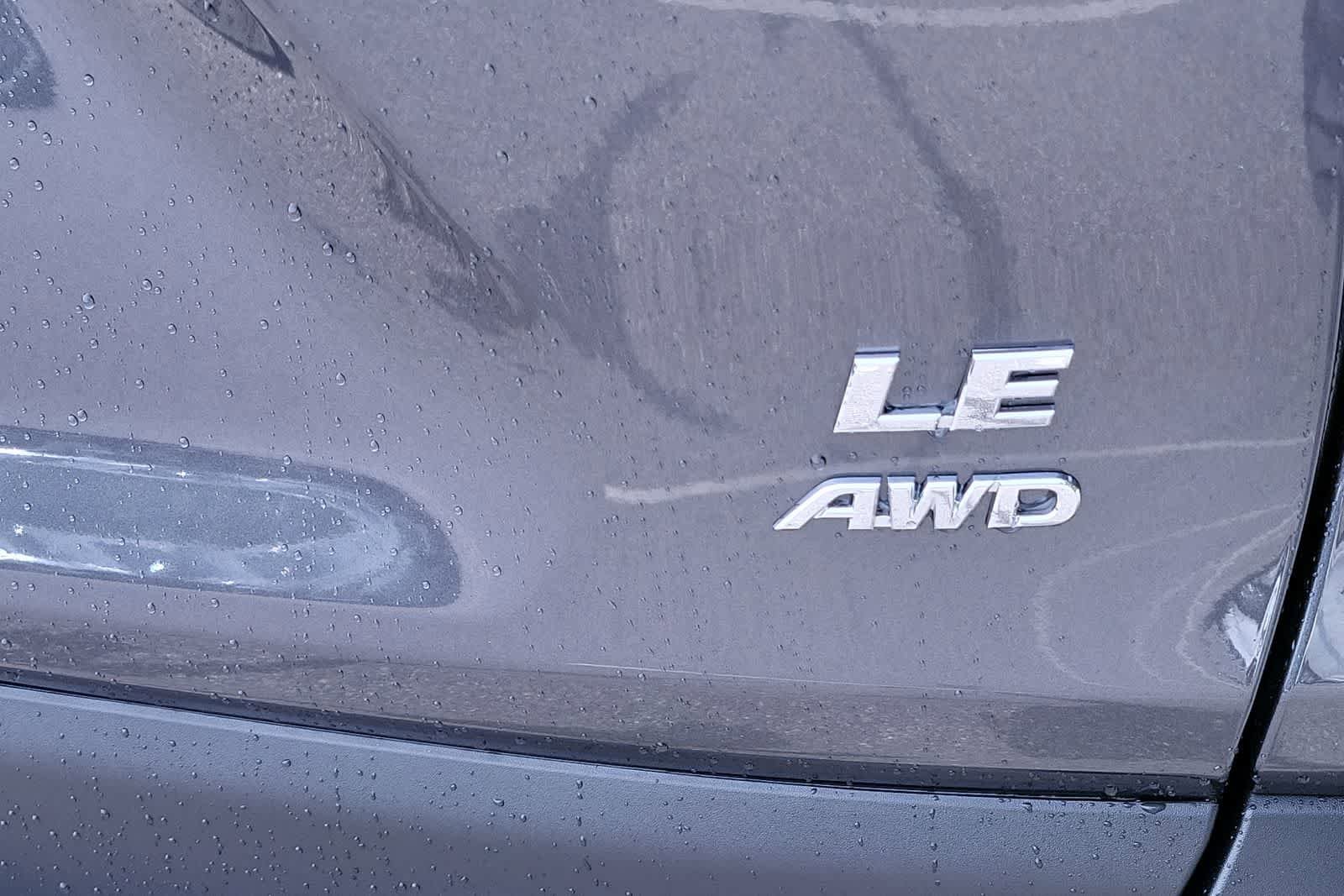 2025 Toyota RAV4 LE 16