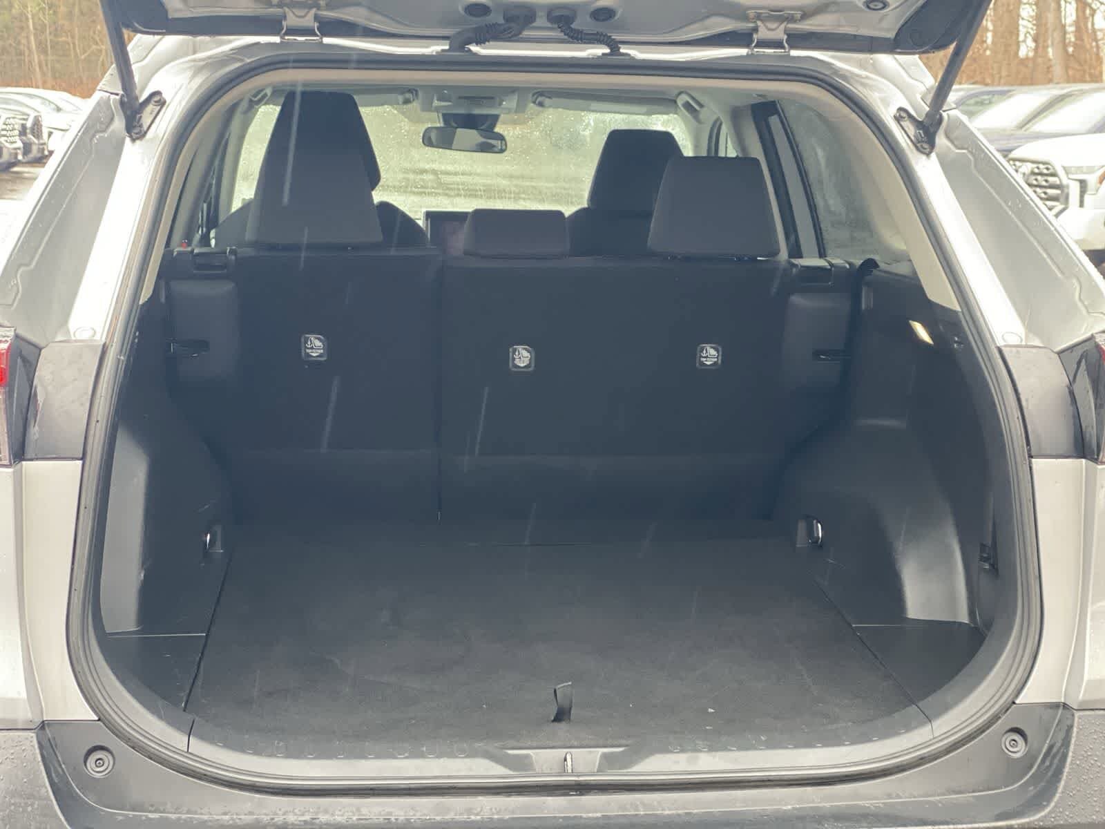 Thumbnail: 2025 Toyota RAV4 - 14