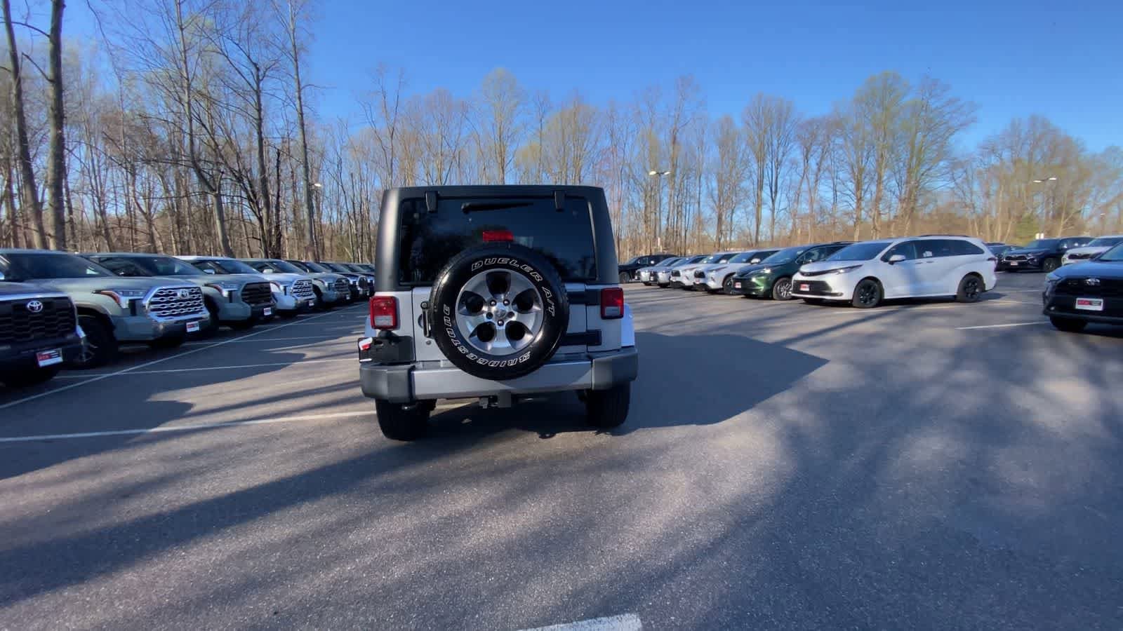 Thumbnail: 2016 Jeep Wrangler - 7