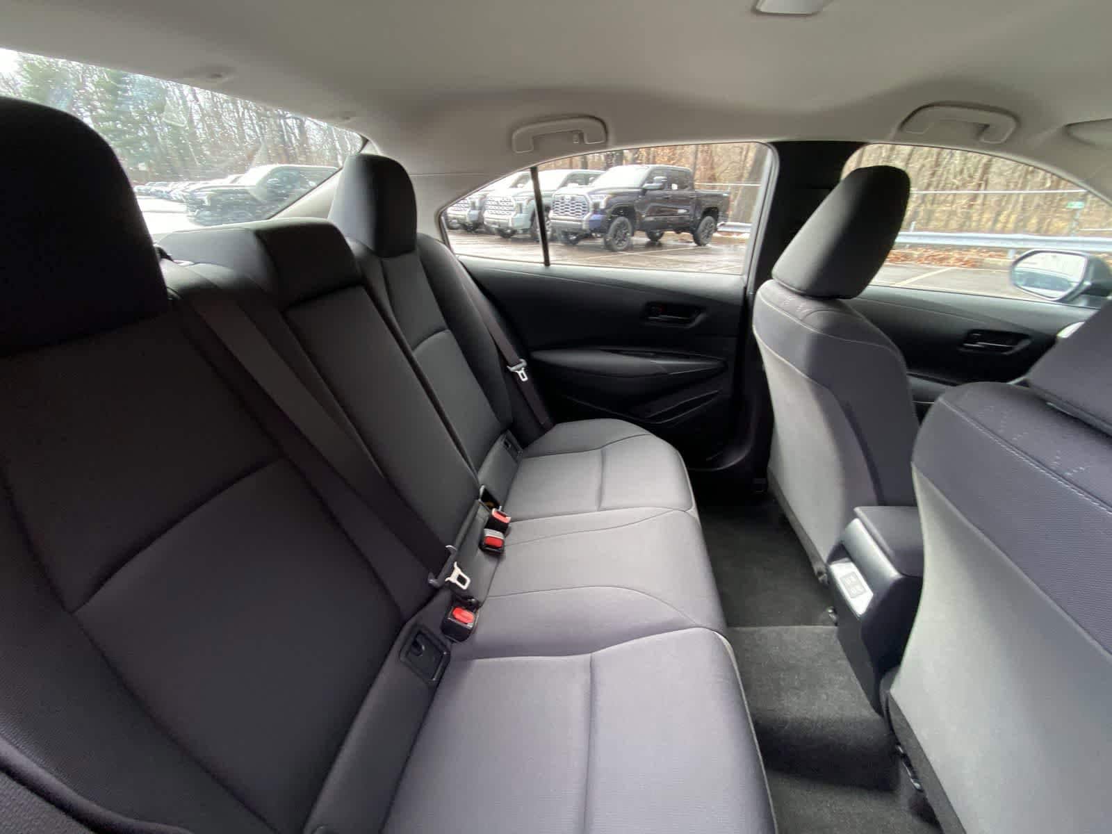 Thumbnail: 2024 Toyota Corolla - 30