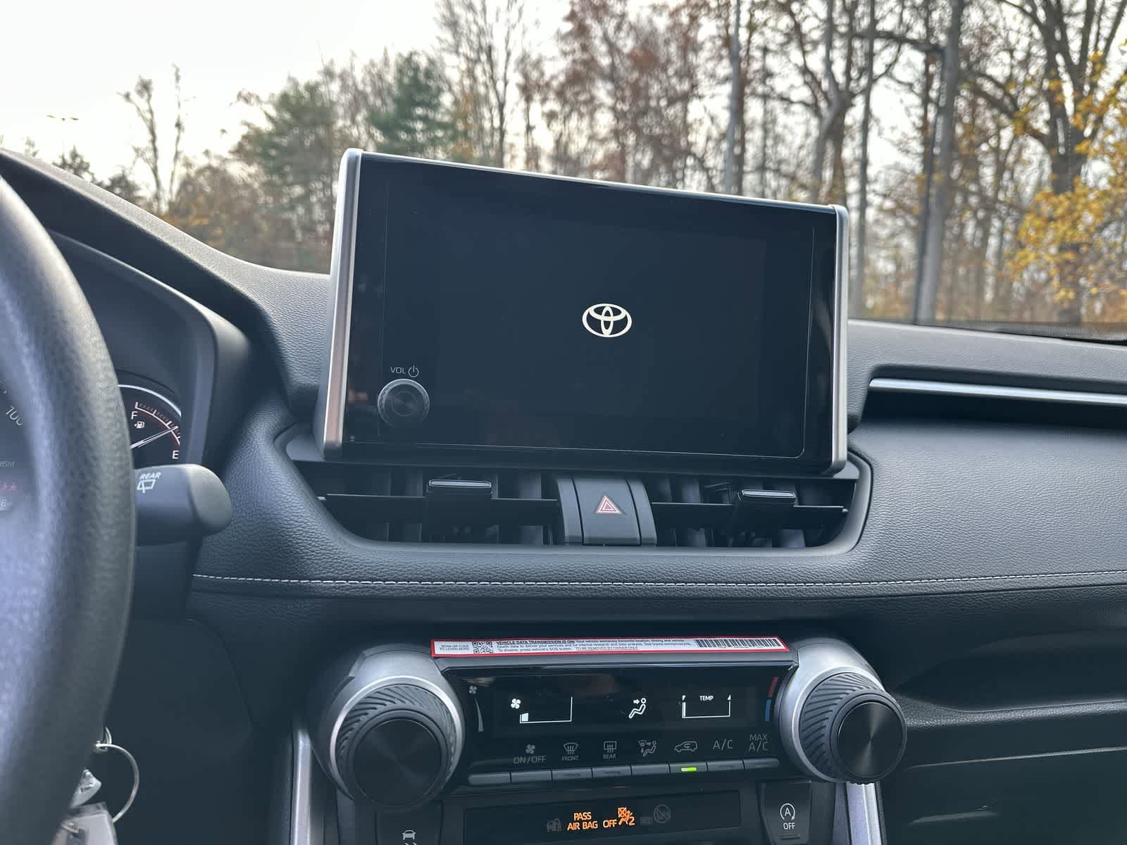 Thumbnail: 2025 Toyota RAV4 - 20