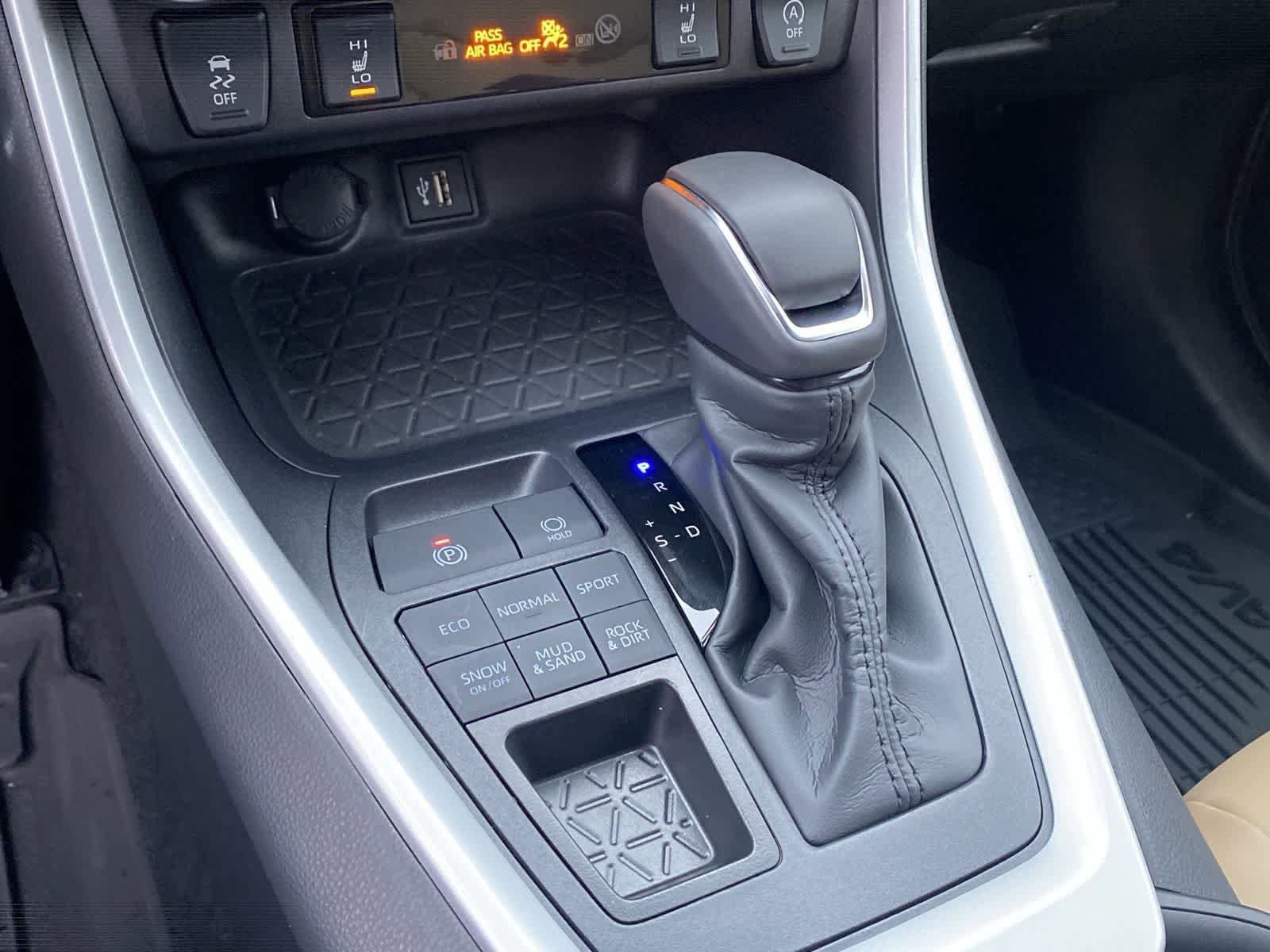 Thumbnail: 2025 Toyota RAV4 - 40