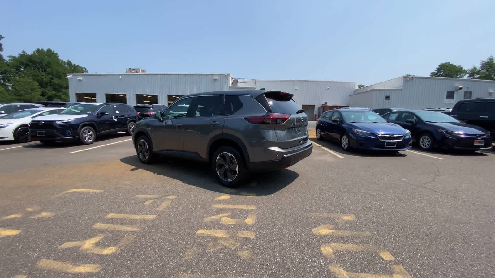 Thumbnail: 2024 Nissan Rogue - 6