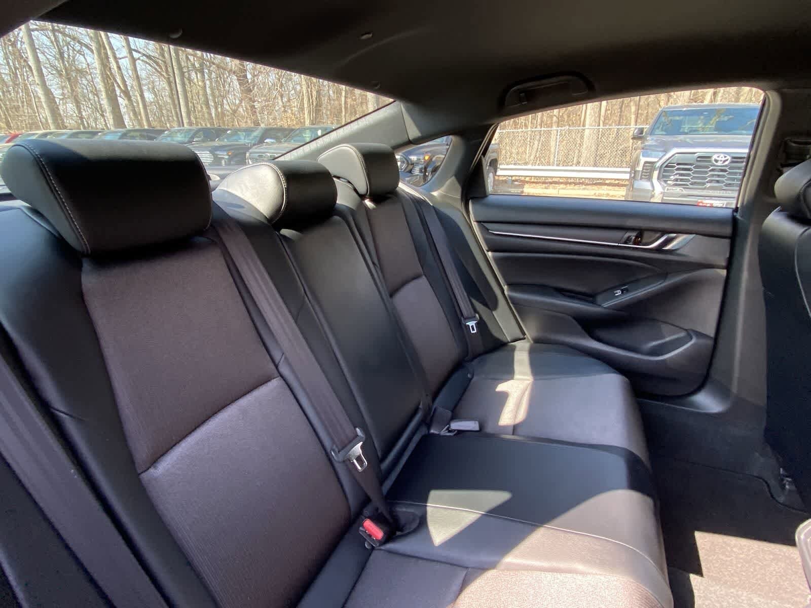 Thumbnail: 2018 Honda Accord - 23