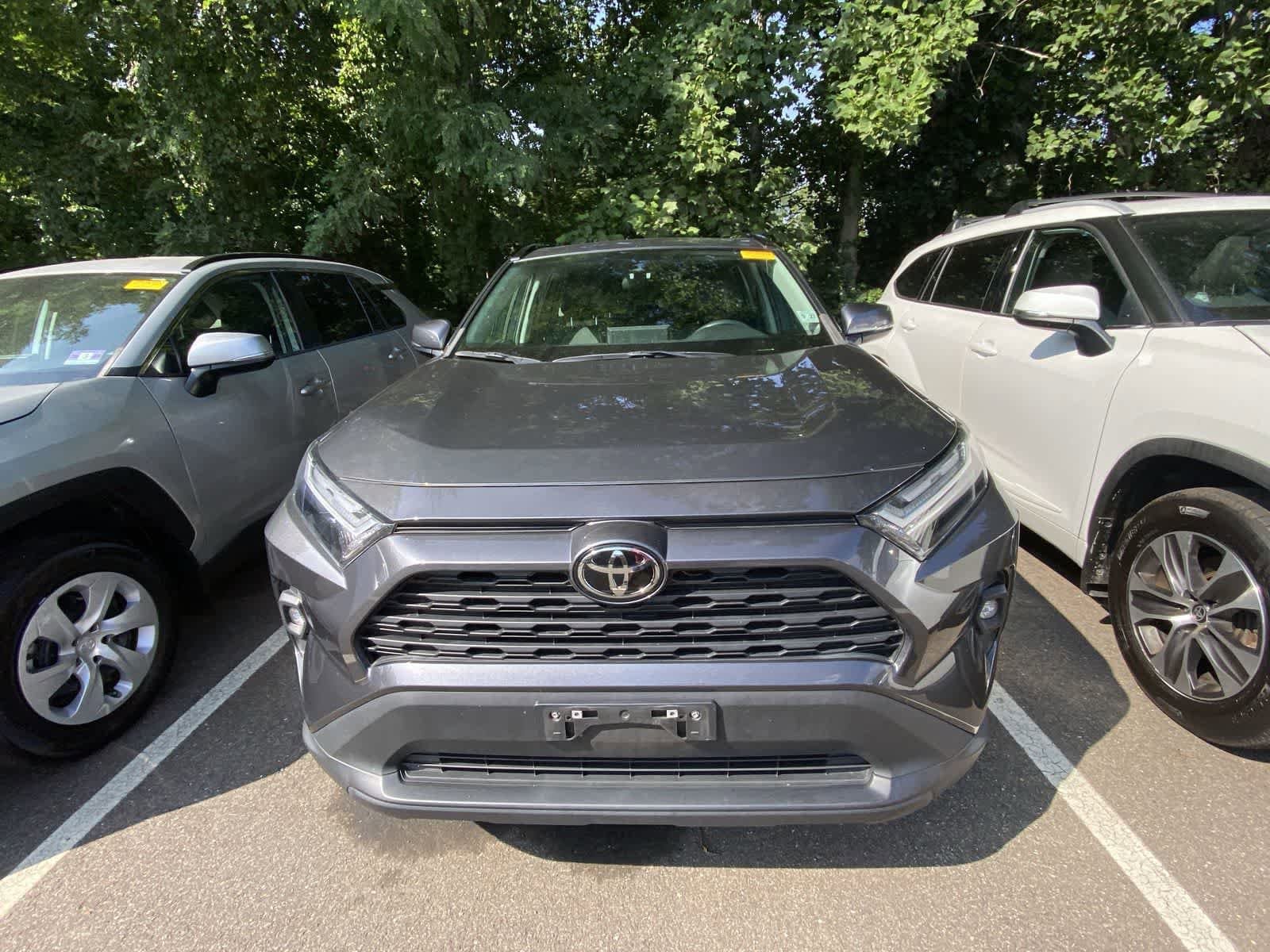 Thumbnail: 2022 Toyota RAV4 - 2