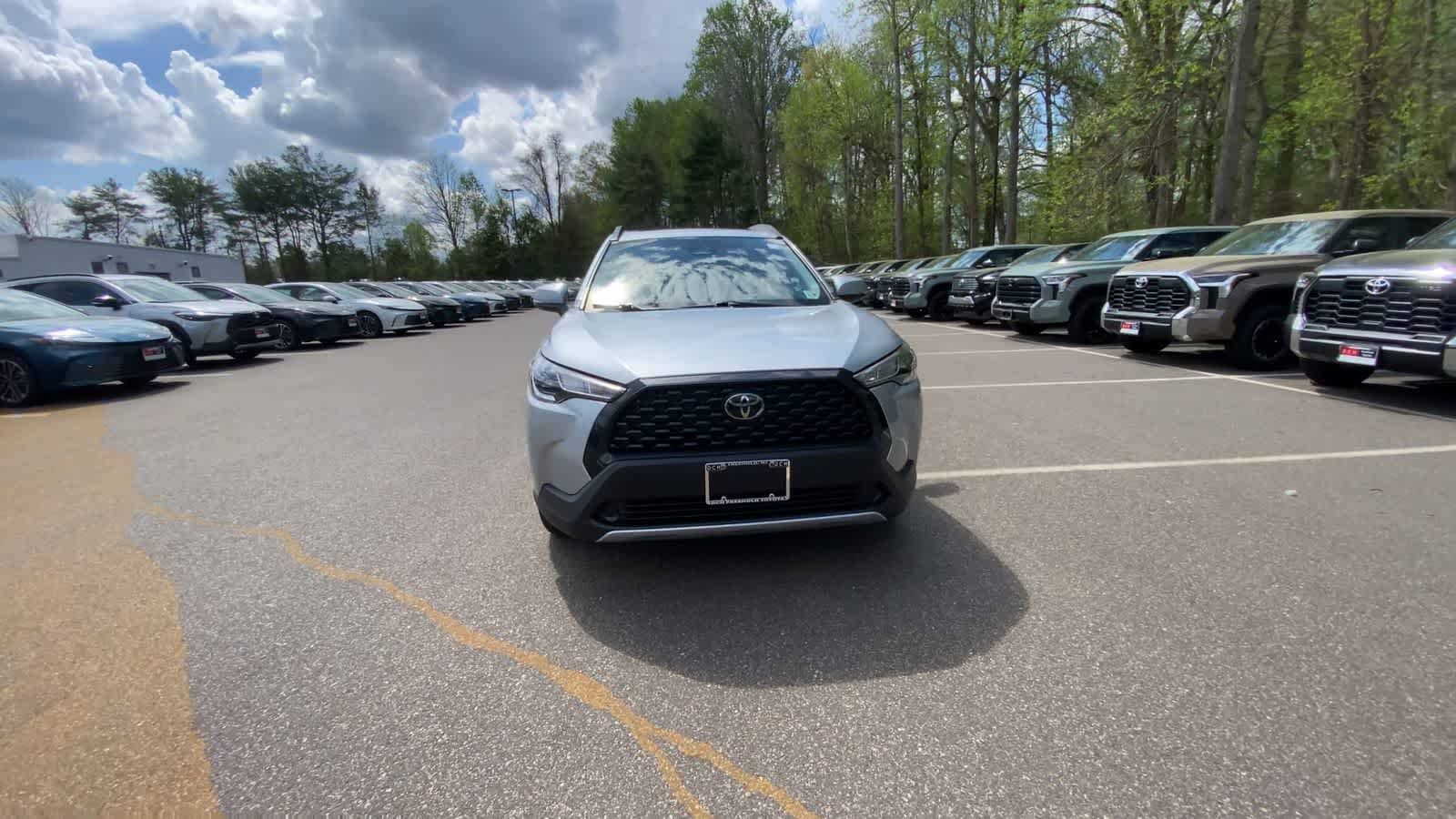 Thumbnail: 2023 Toyota Corolla Cross - 3
