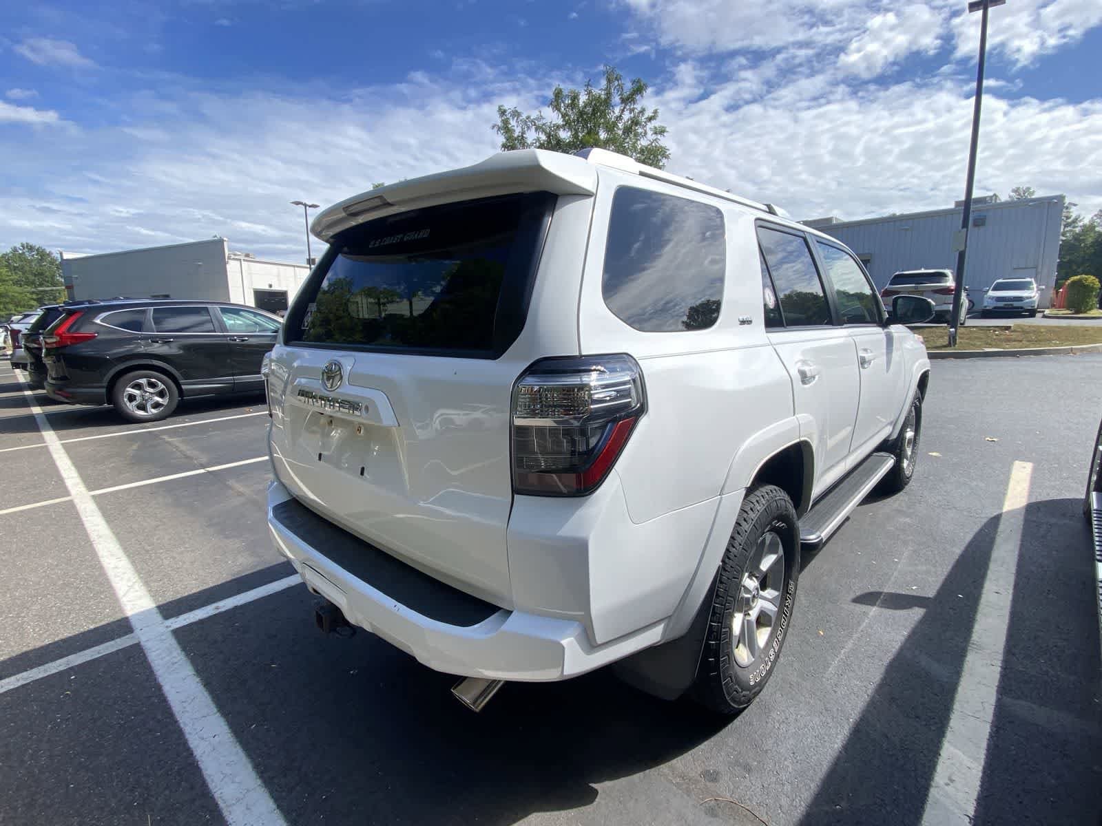 Thumbnail: 2014 Toyota 4Runner - 8