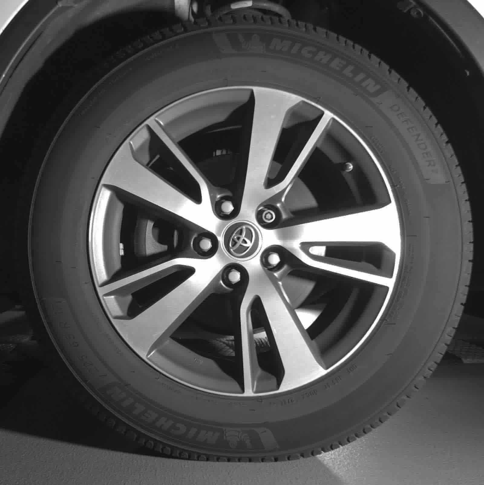 Thumbnail: 2016 Toyota RAV4 - 9