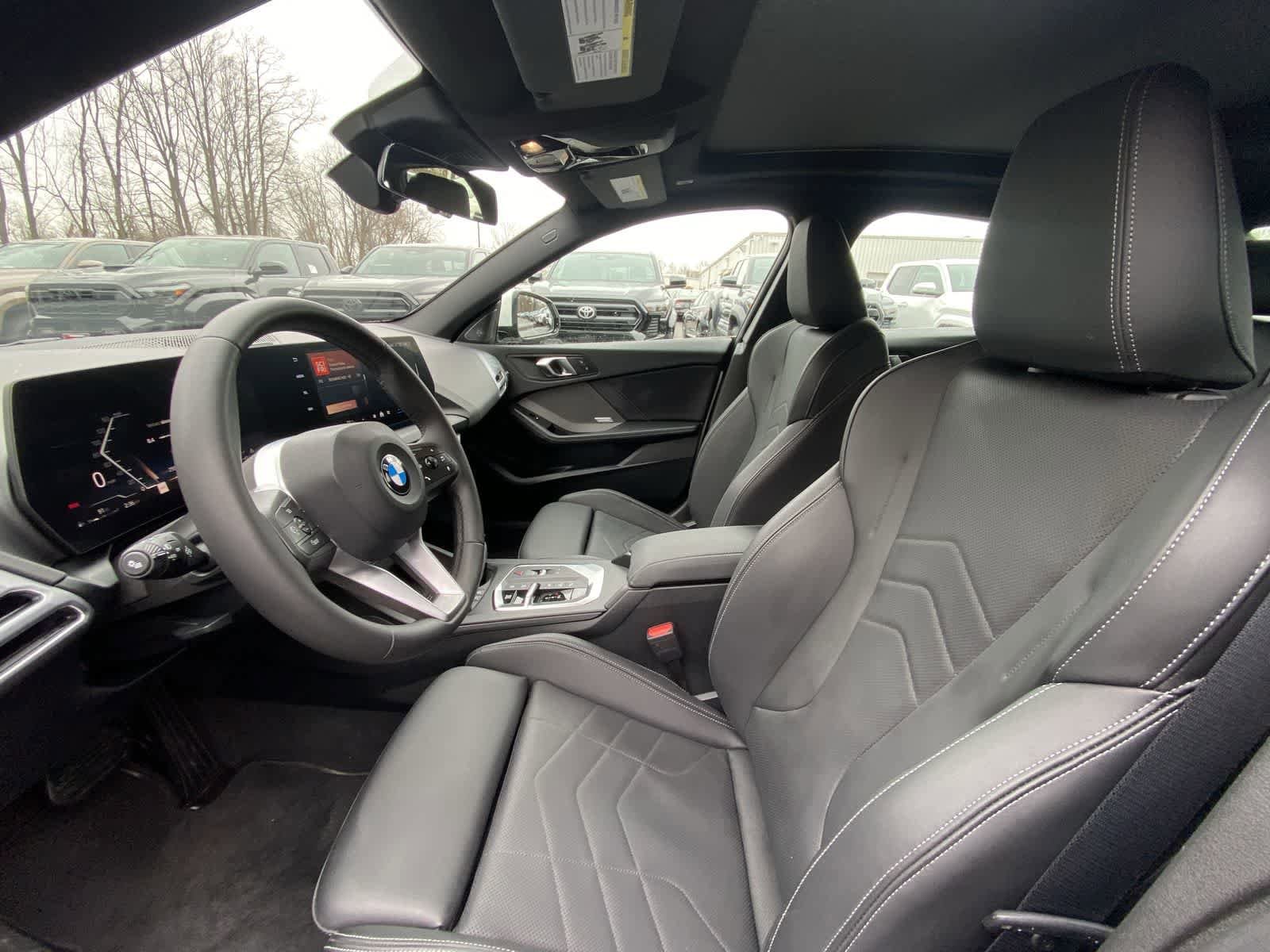 Thumbnail: 2025 BMW 2 Series - 21