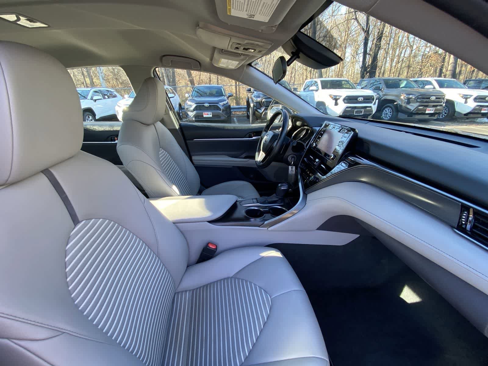 Thumbnail: 2023 Toyota Camry - 26