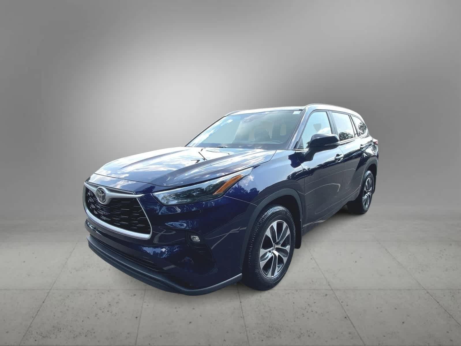 2023 Toyota Highlander XLE -
                Freehold, NJ