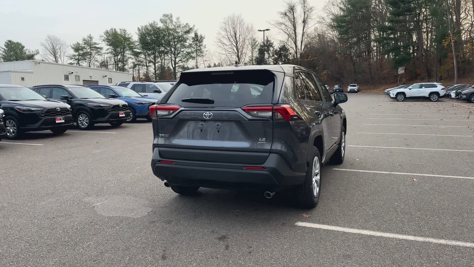 Thumbnail: 2025 Toyota RAV4 - 8