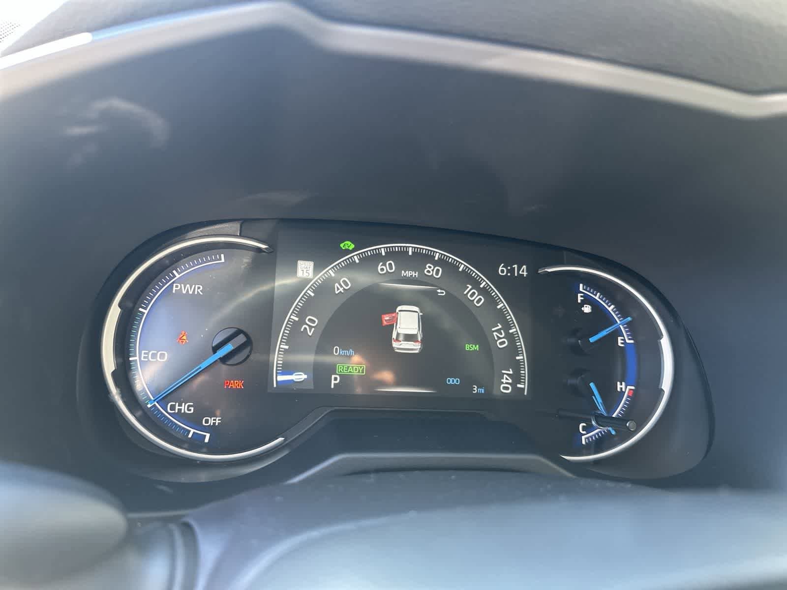 Thumbnail: 2025 Toyota RAV4 - 18