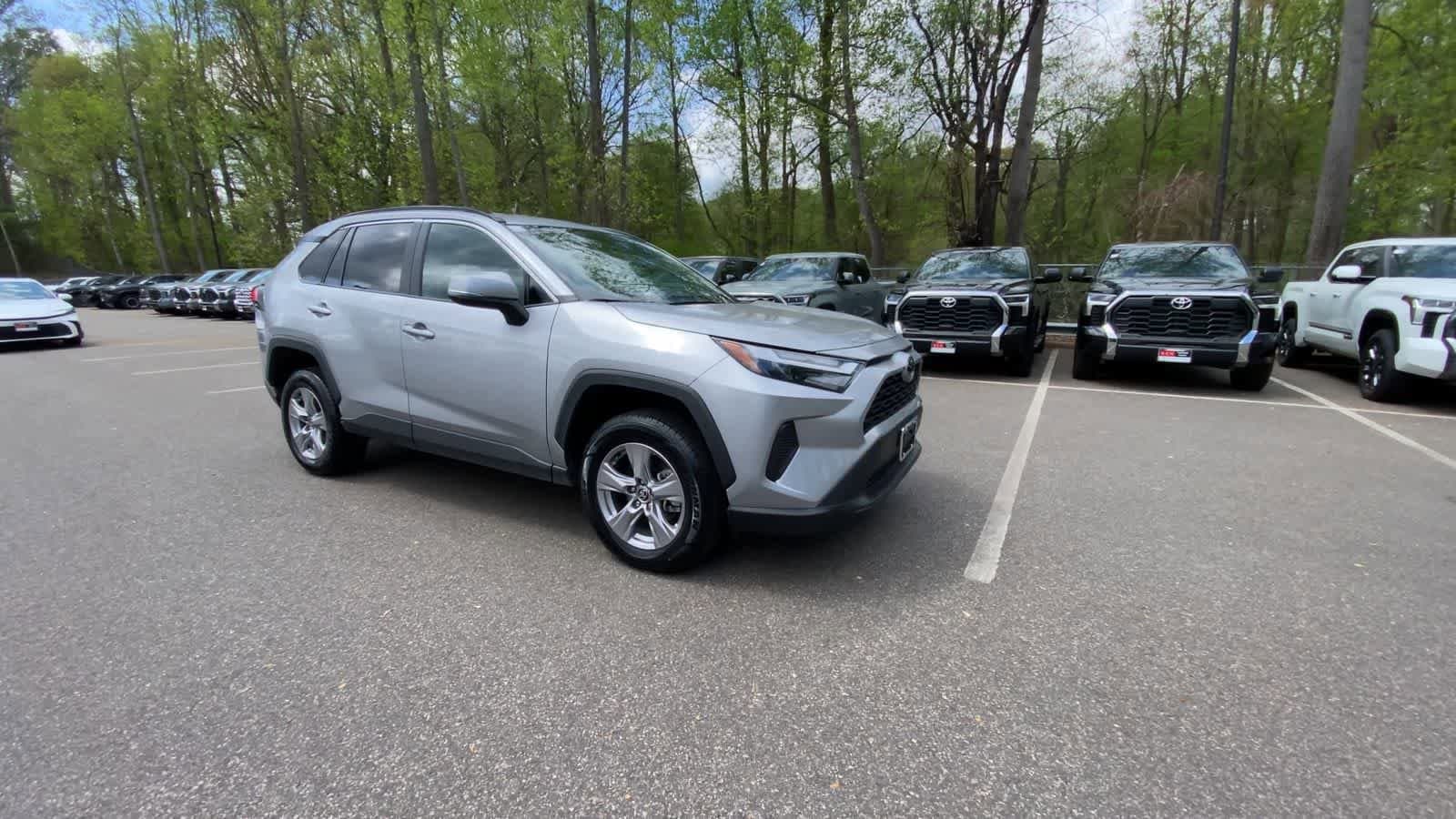 Thumbnail: 2025 Toyota RAV4 - 2