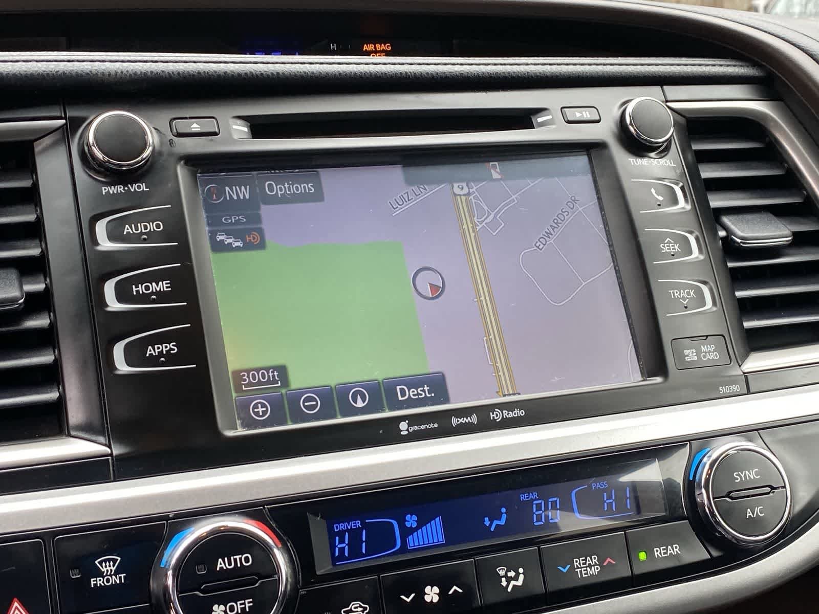 Thumbnail: 2019 Toyota Highlander - 35