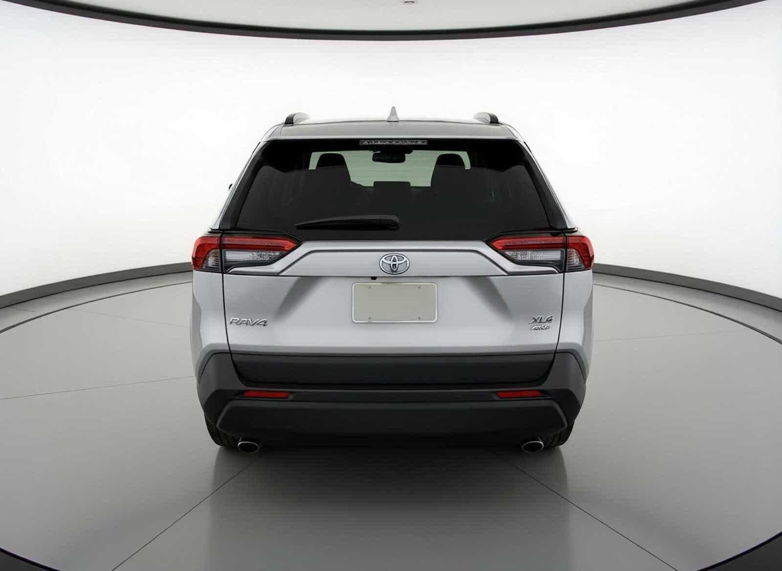 Thumbnail: 2024 Toyota RAV4 - 8