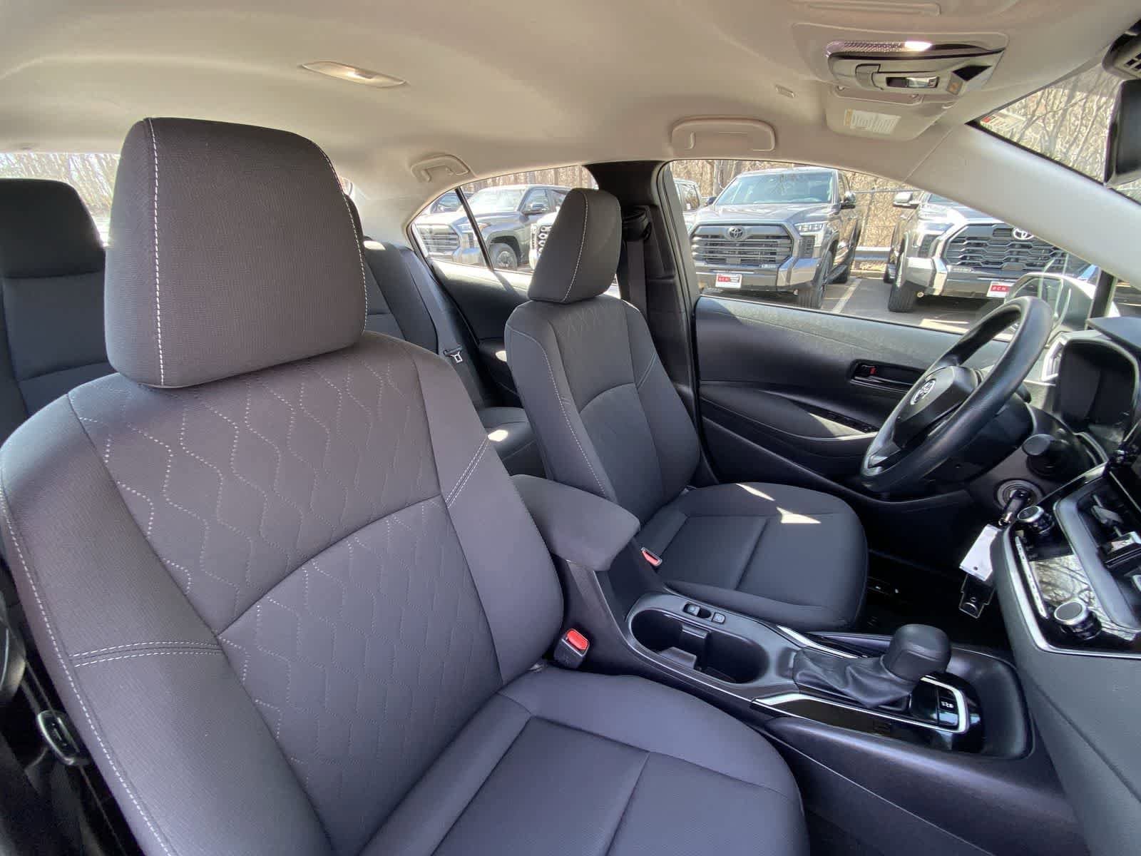 Thumbnail: 2025 Toyota Corolla - 24