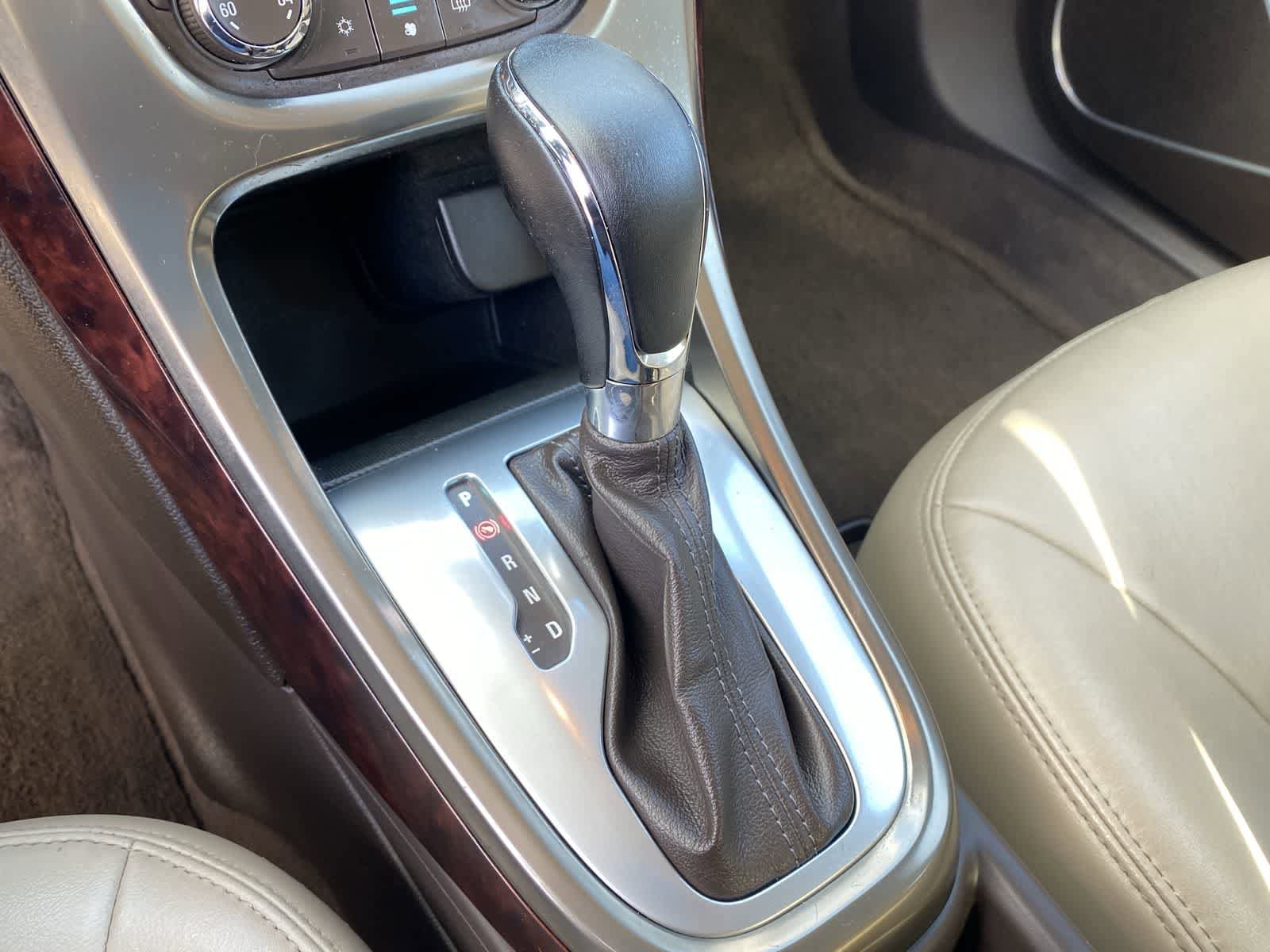 Thumbnail: 2012 Buick Verano - 37