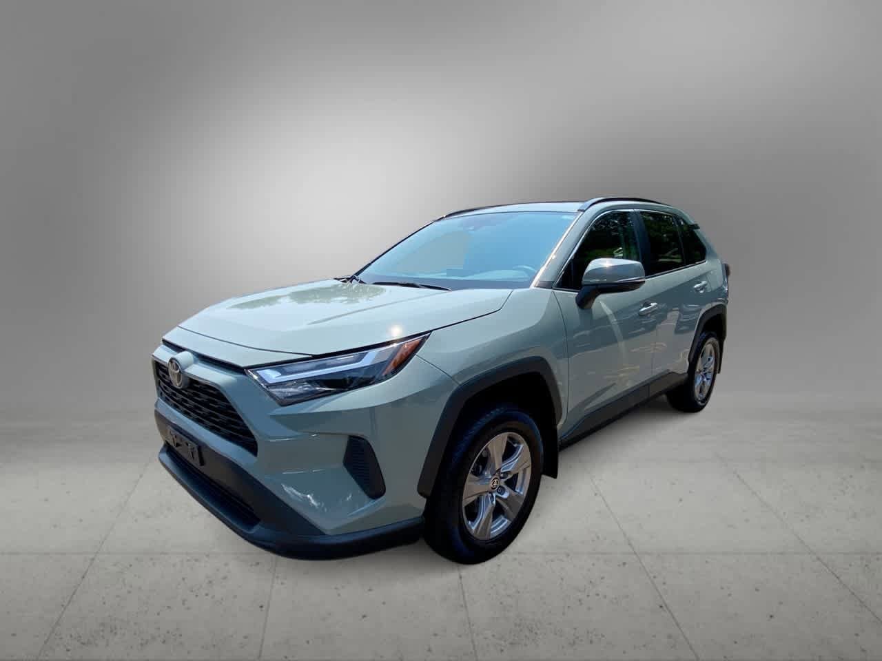 Thumbnail: 2022 Toyota RAV4 - 1
