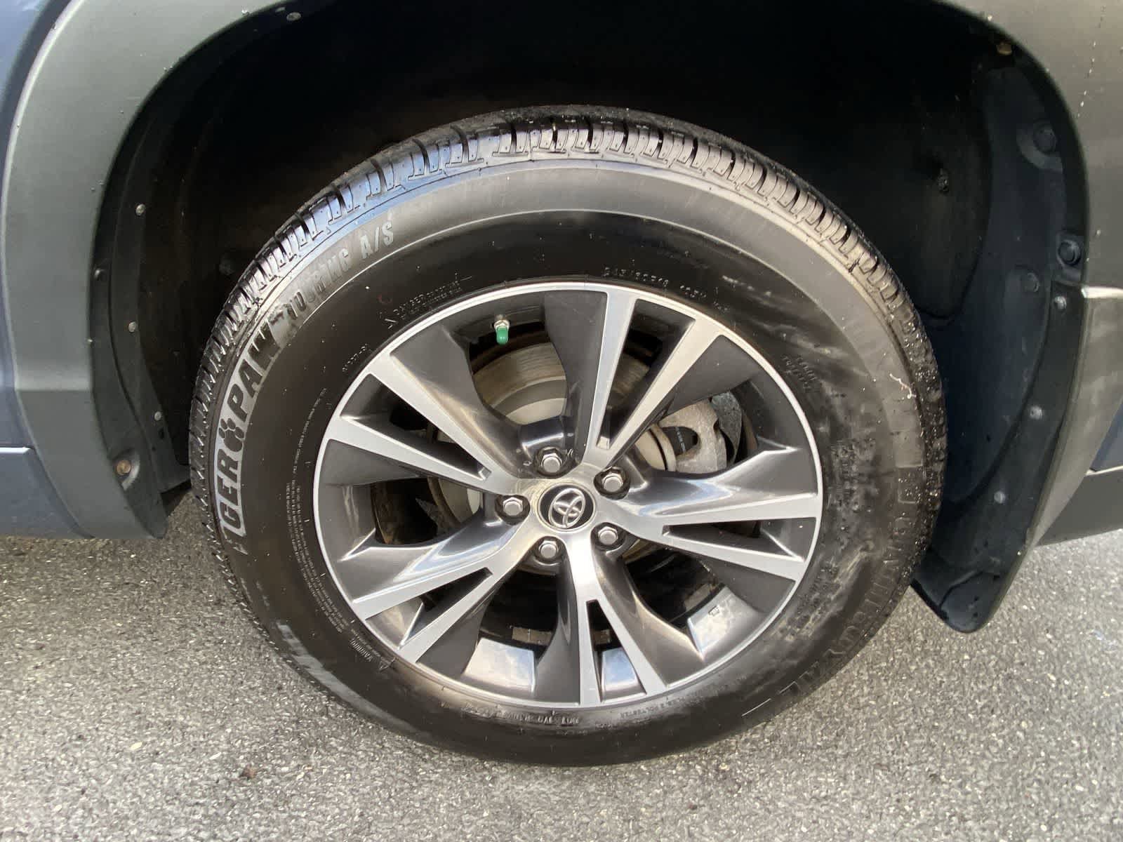 Thumbnail: 2016 Toyota Highlander - 19