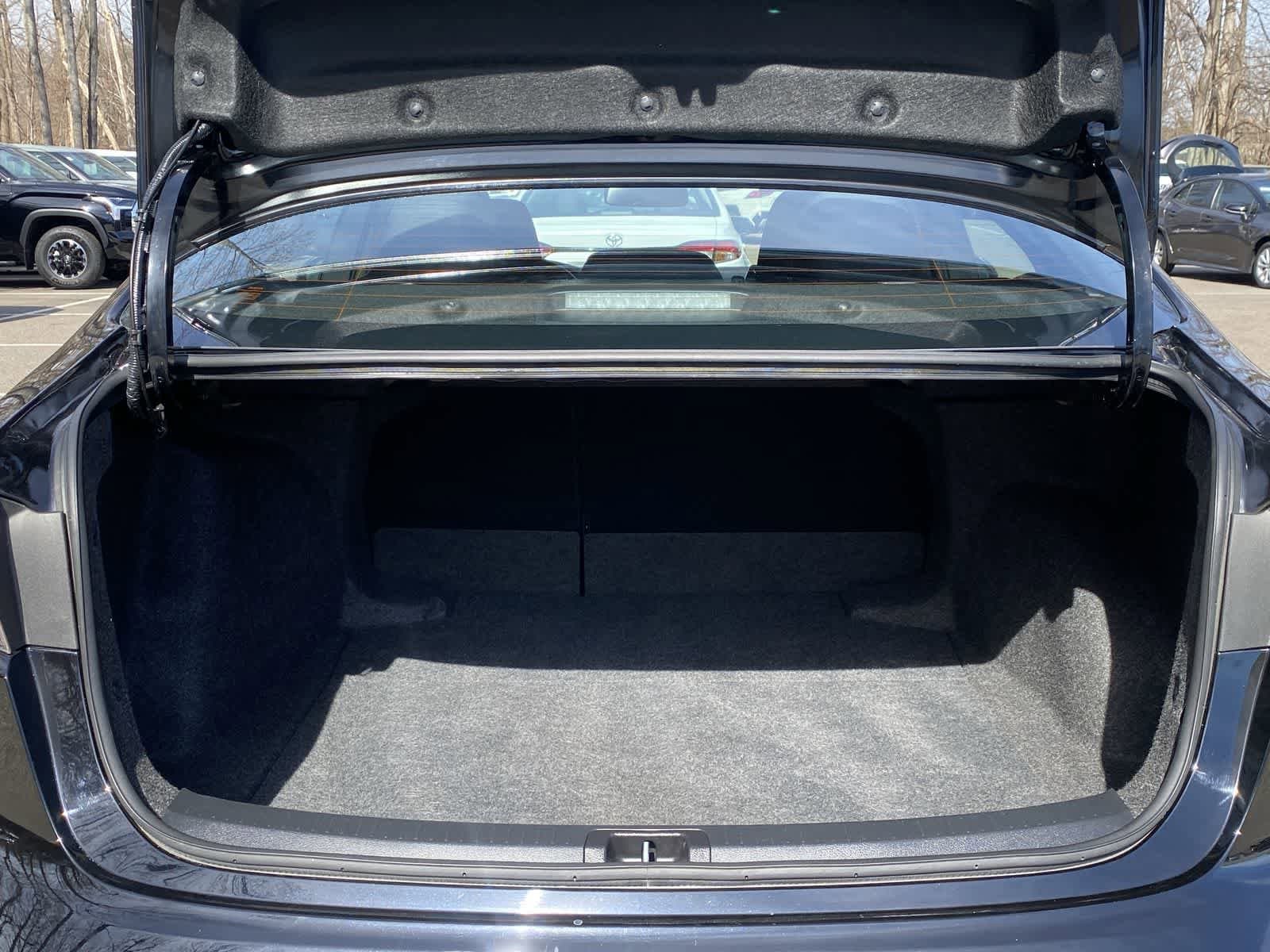 Thumbnail: 2025 Toyota Corolla - 13