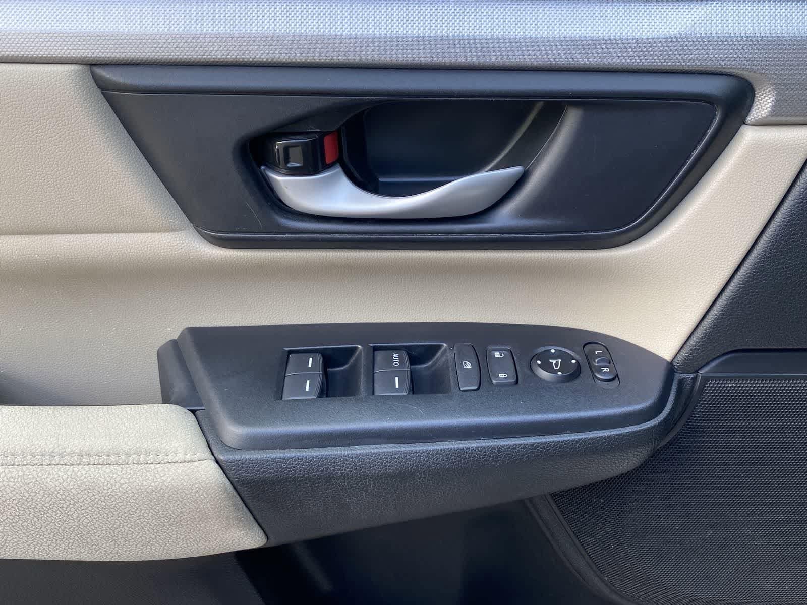 Thumbnail: 2019 Honda CR-V - 15