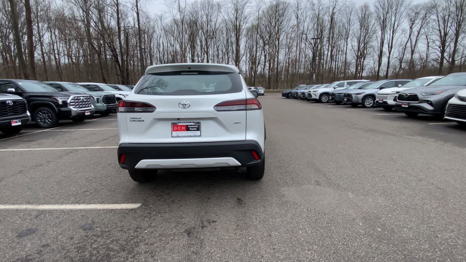 Thumbnail: 2026 Toyota Corolla Cross - 10