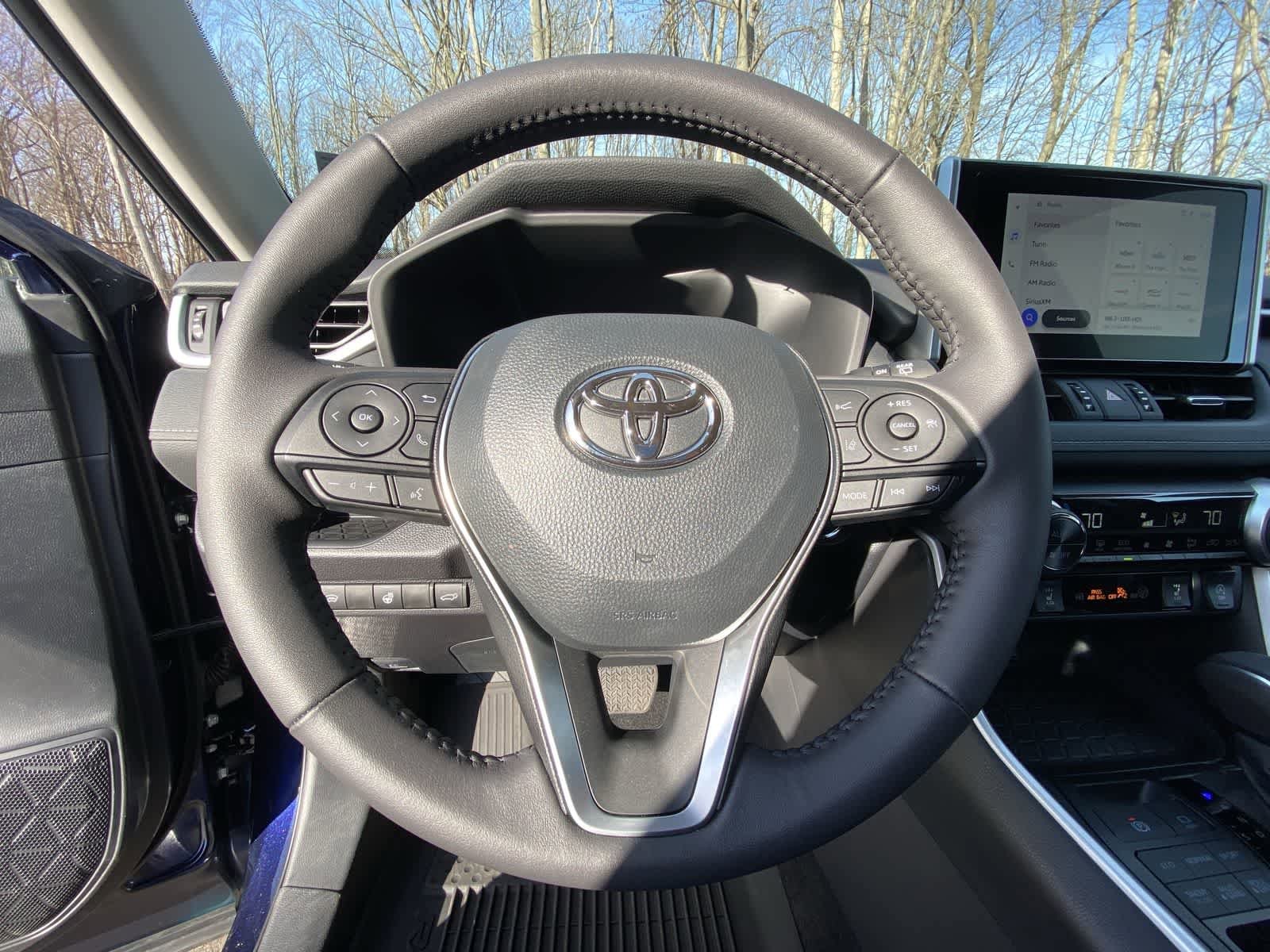 Thumbnail: 2025 Toyota RAV4 - 30