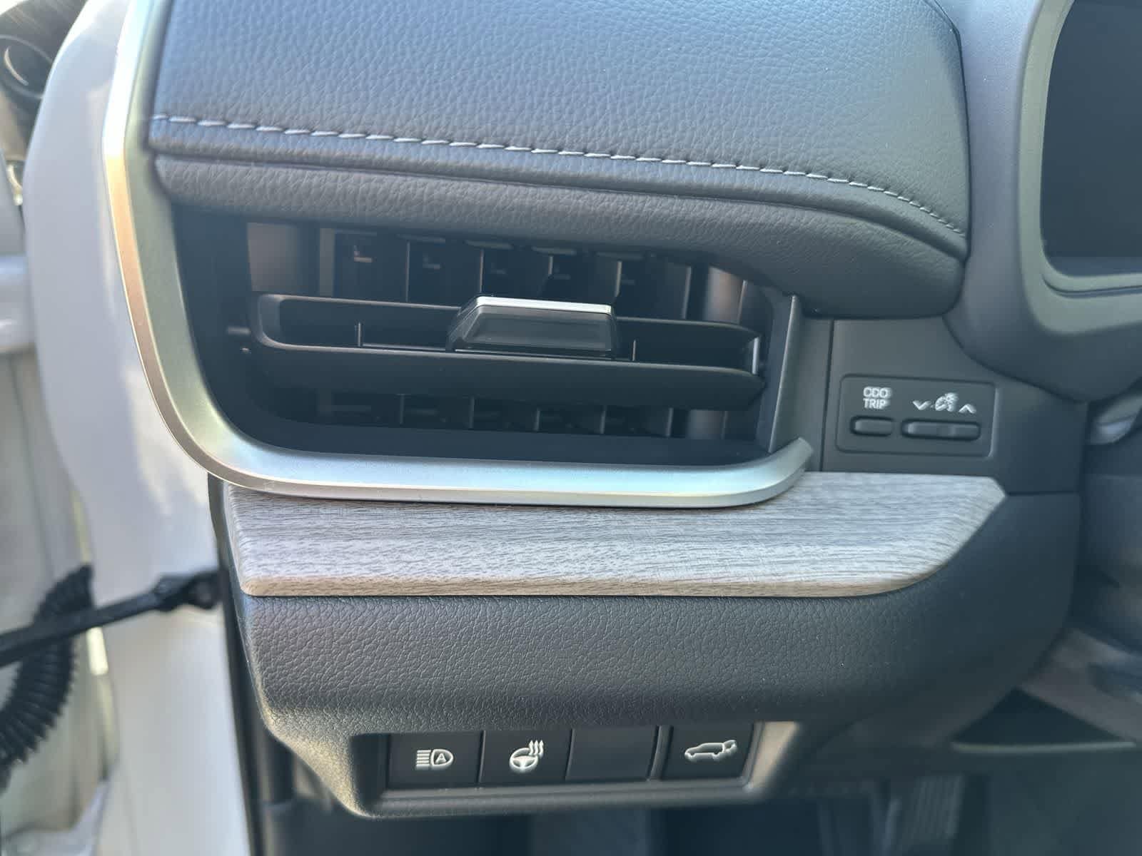 Thumbnail: 2026 Toyota Grand Highlander - 24