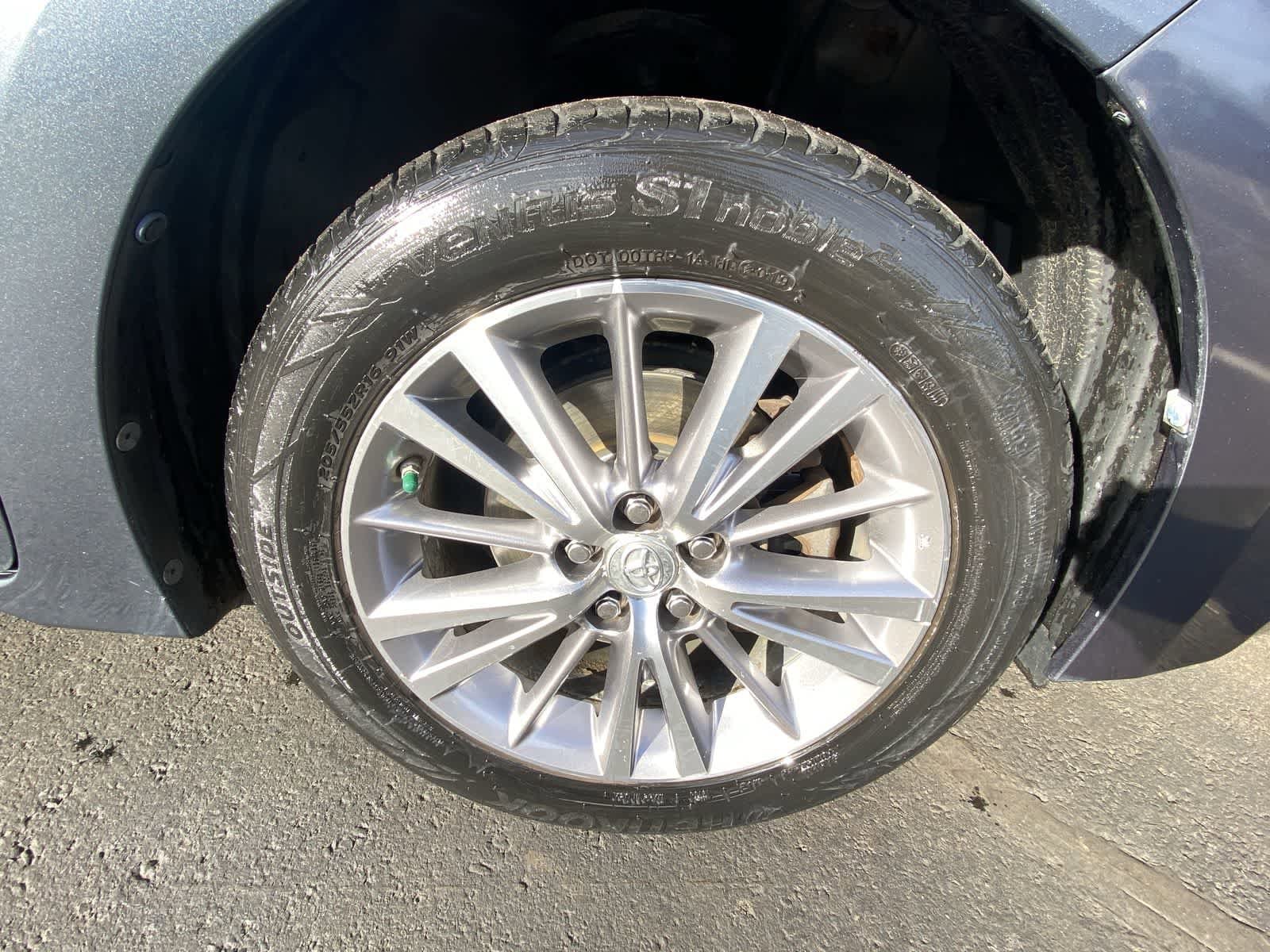 Thumbnail: 2014 Toyota Corolla - 19