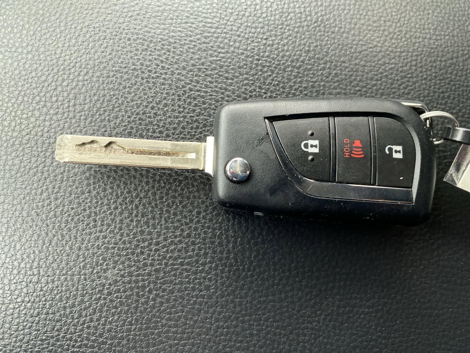 Thumbnail: 2025 Toyota RAV4 - 38