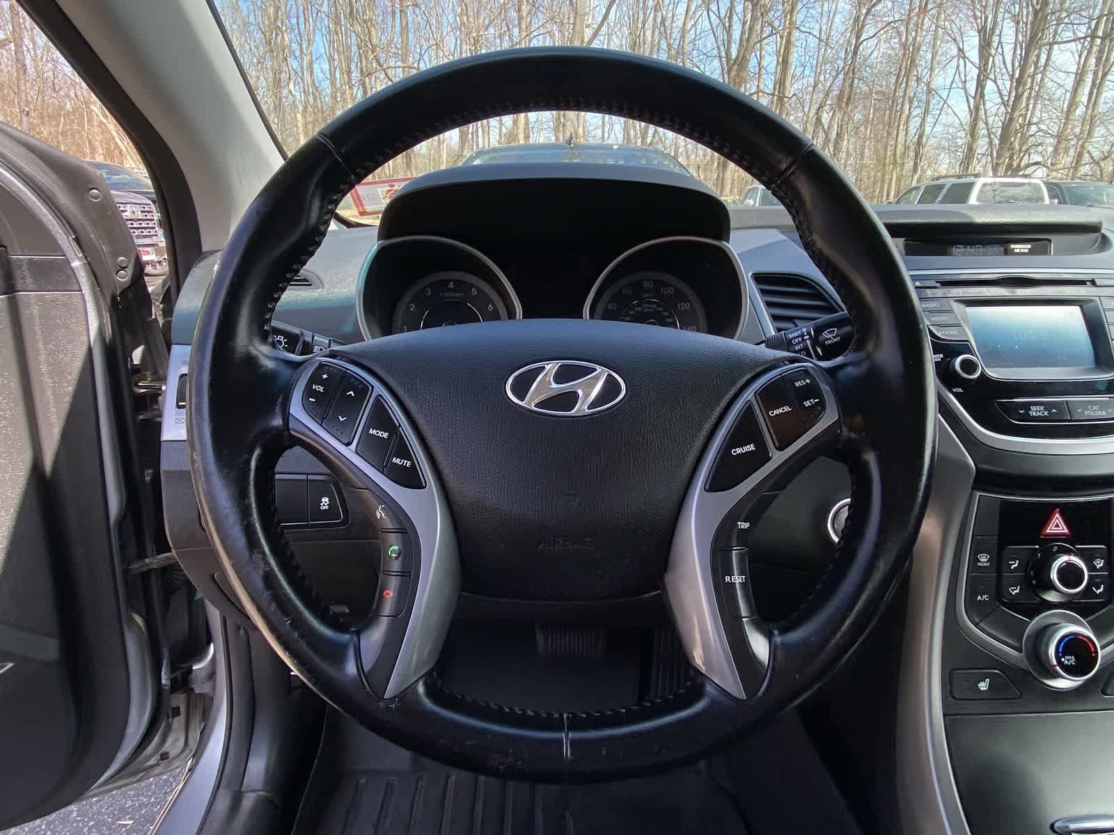 Thumbnail: 2016 Hyundai Elantra - 33