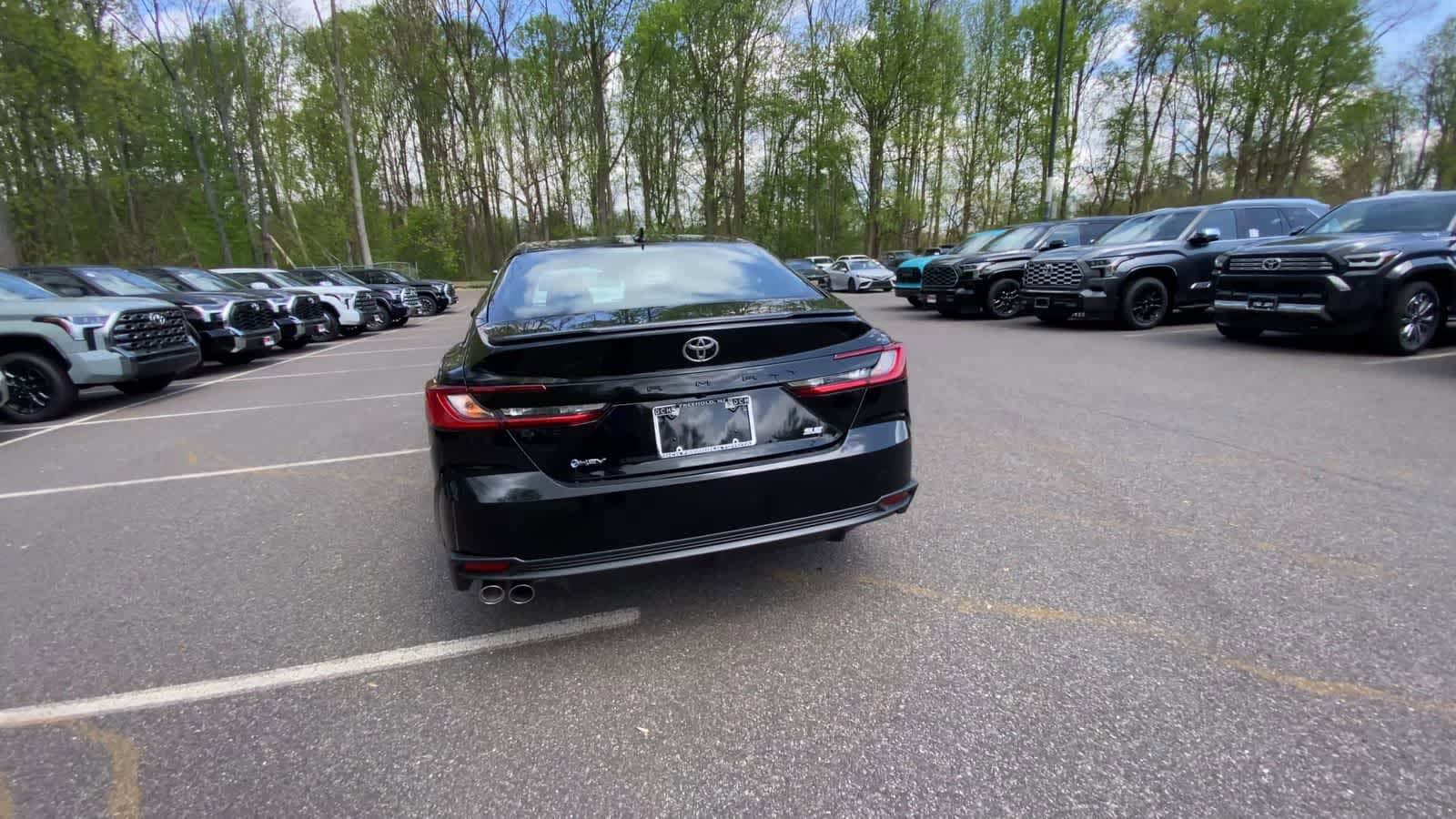 Thumbnail: 2025 Toyota Camry - 12