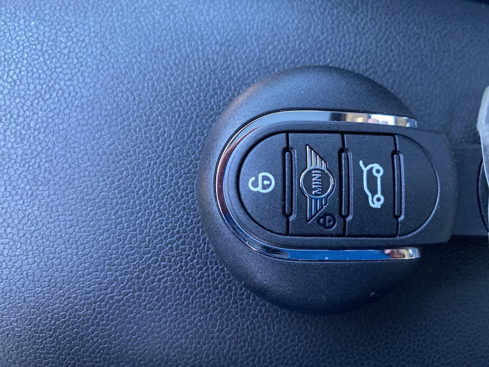 Thumbnail: 2023 MINI Cooper Clubman - 38