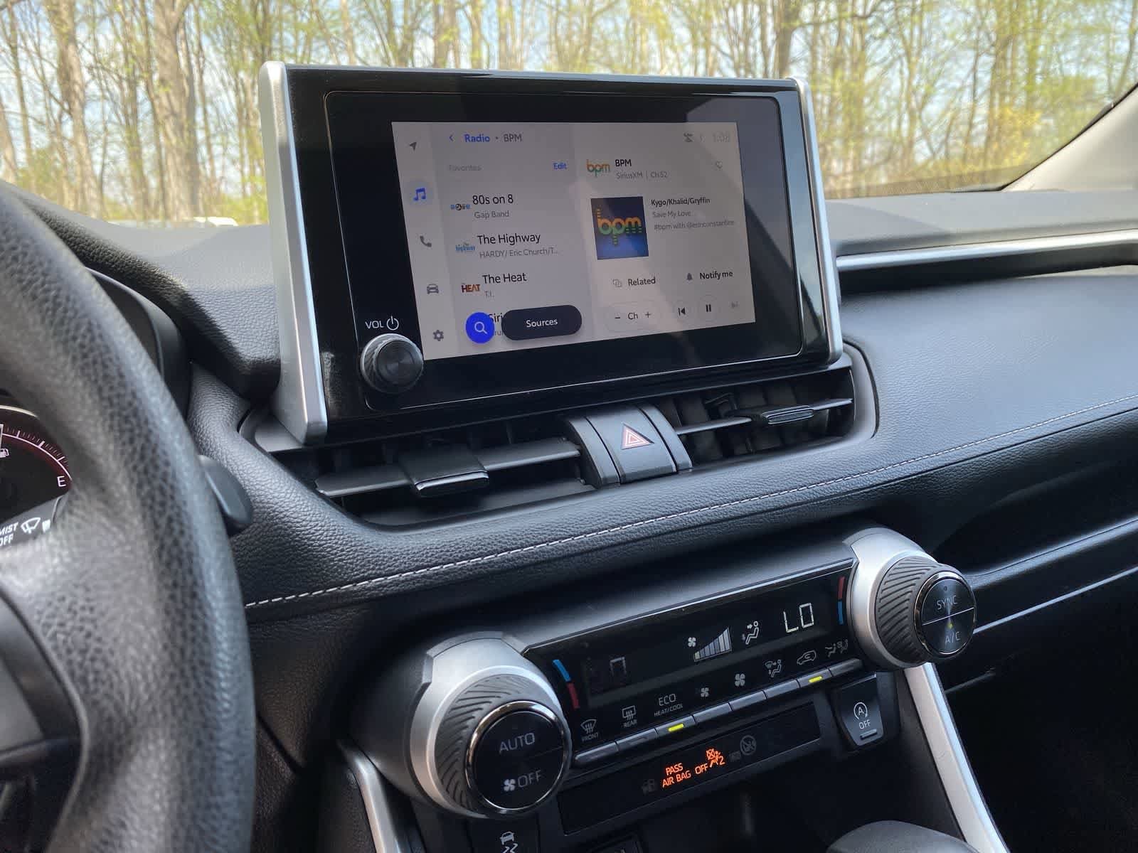 Thumbnail: 2025 Toyota RAV4 - 30