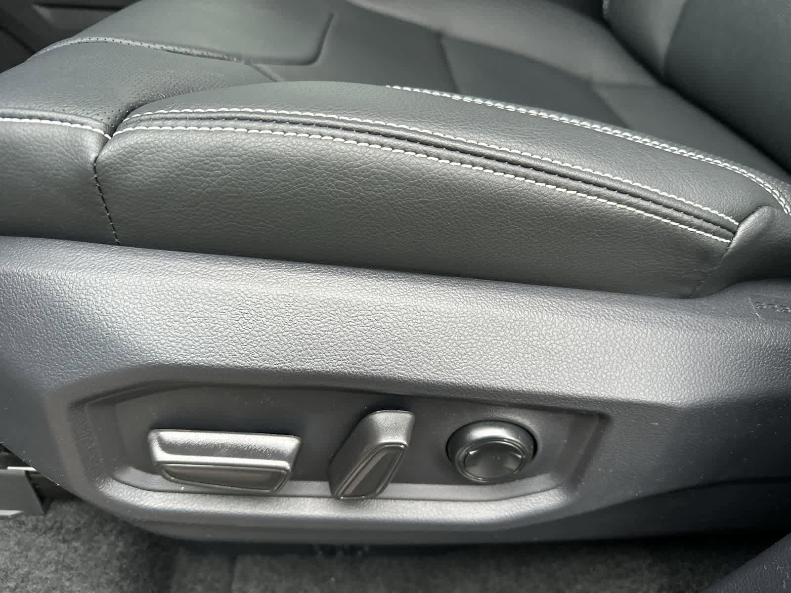 Thumbnail: 2026 Toyota Tundra - 24