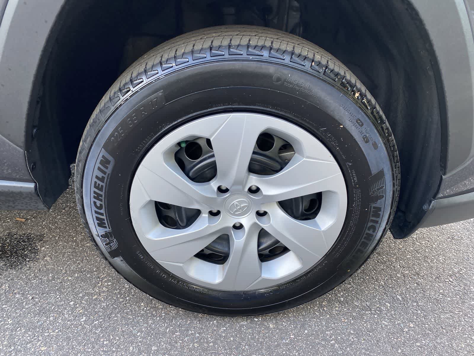 Thumbnail: 2024 Toyota RAV4 - 14