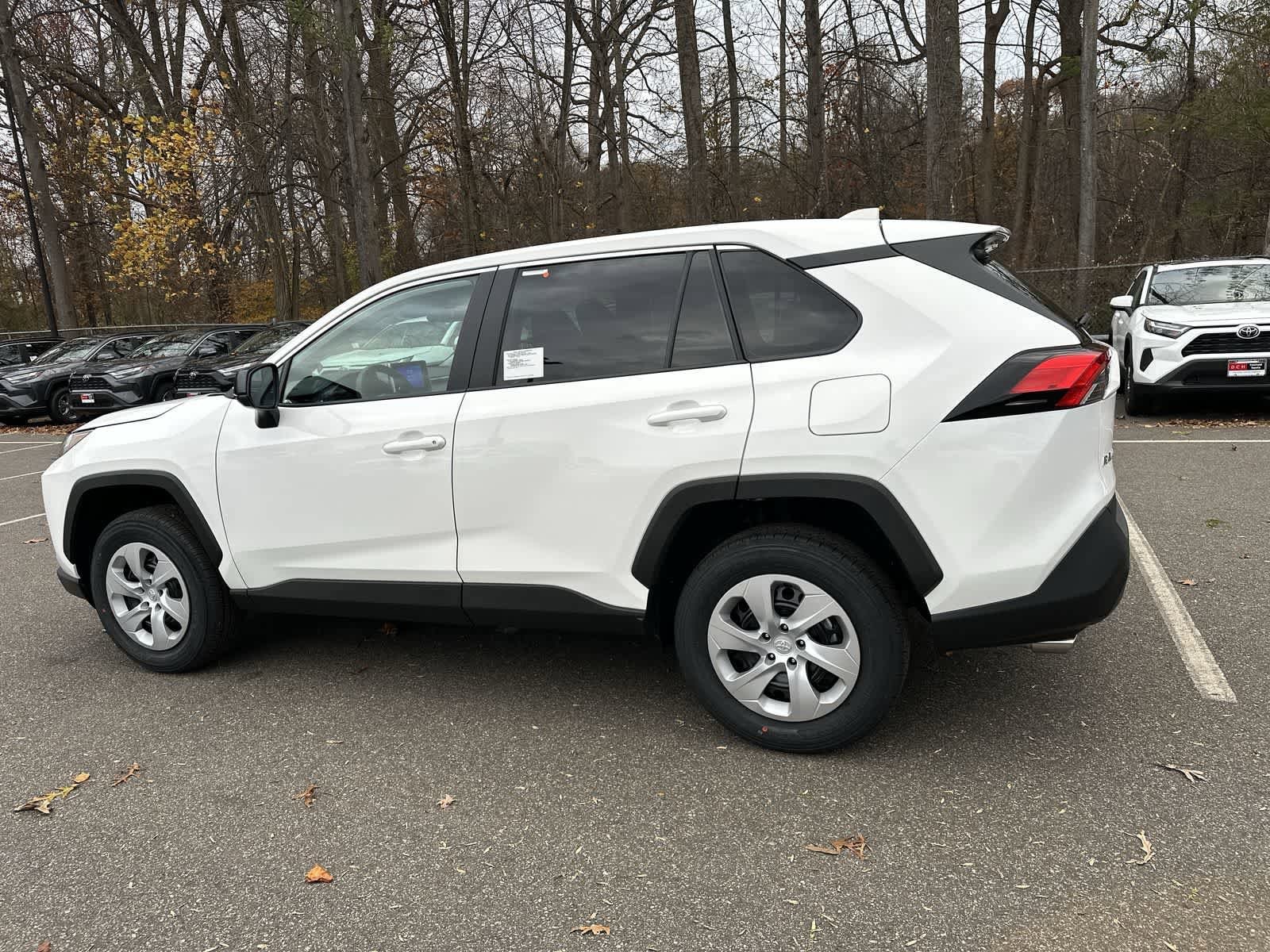 Thumbnail: 2025 Toyota RAV4 - 12