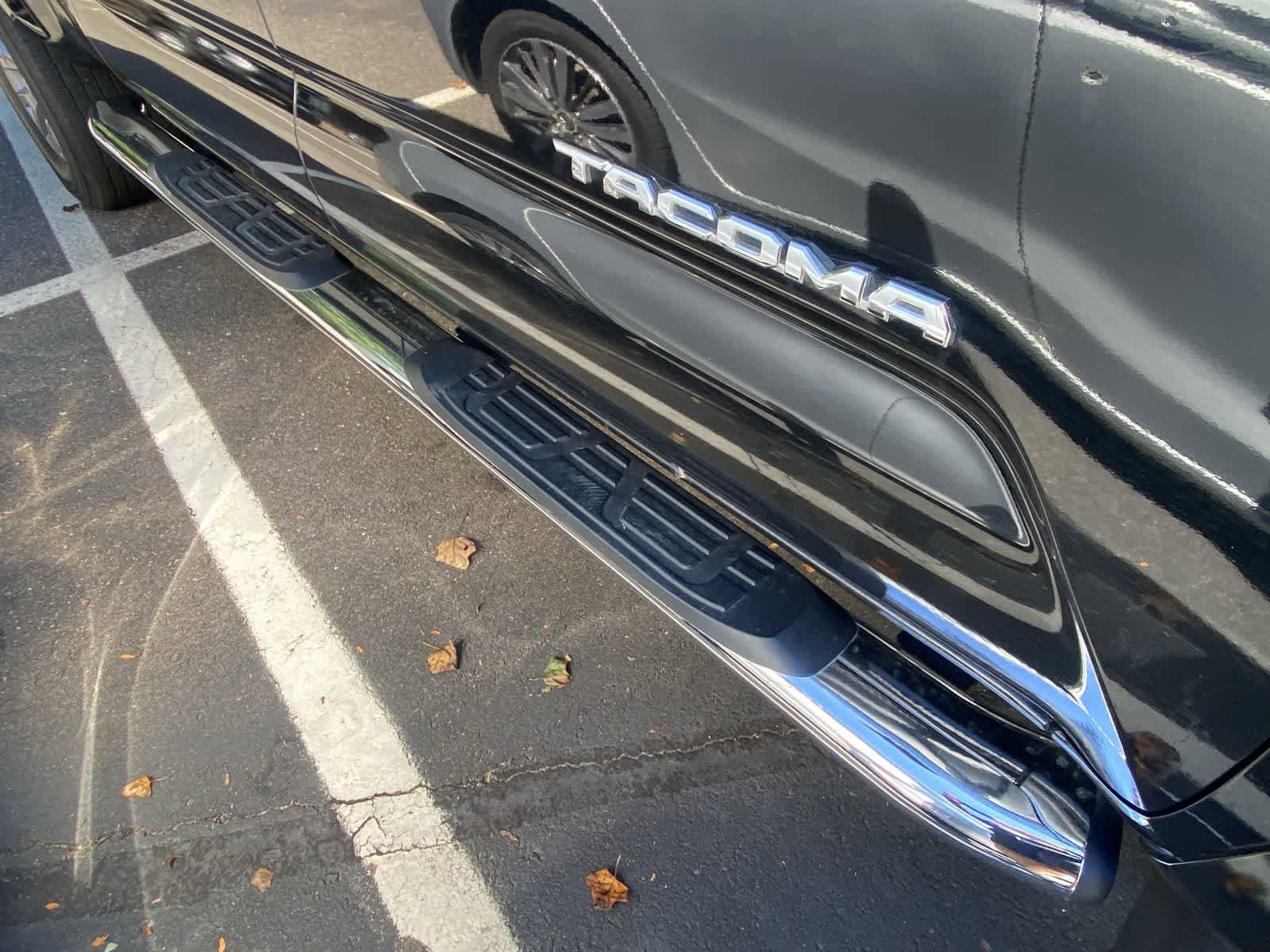 Thumbnail: 2019 Toyota Tacoma - 5