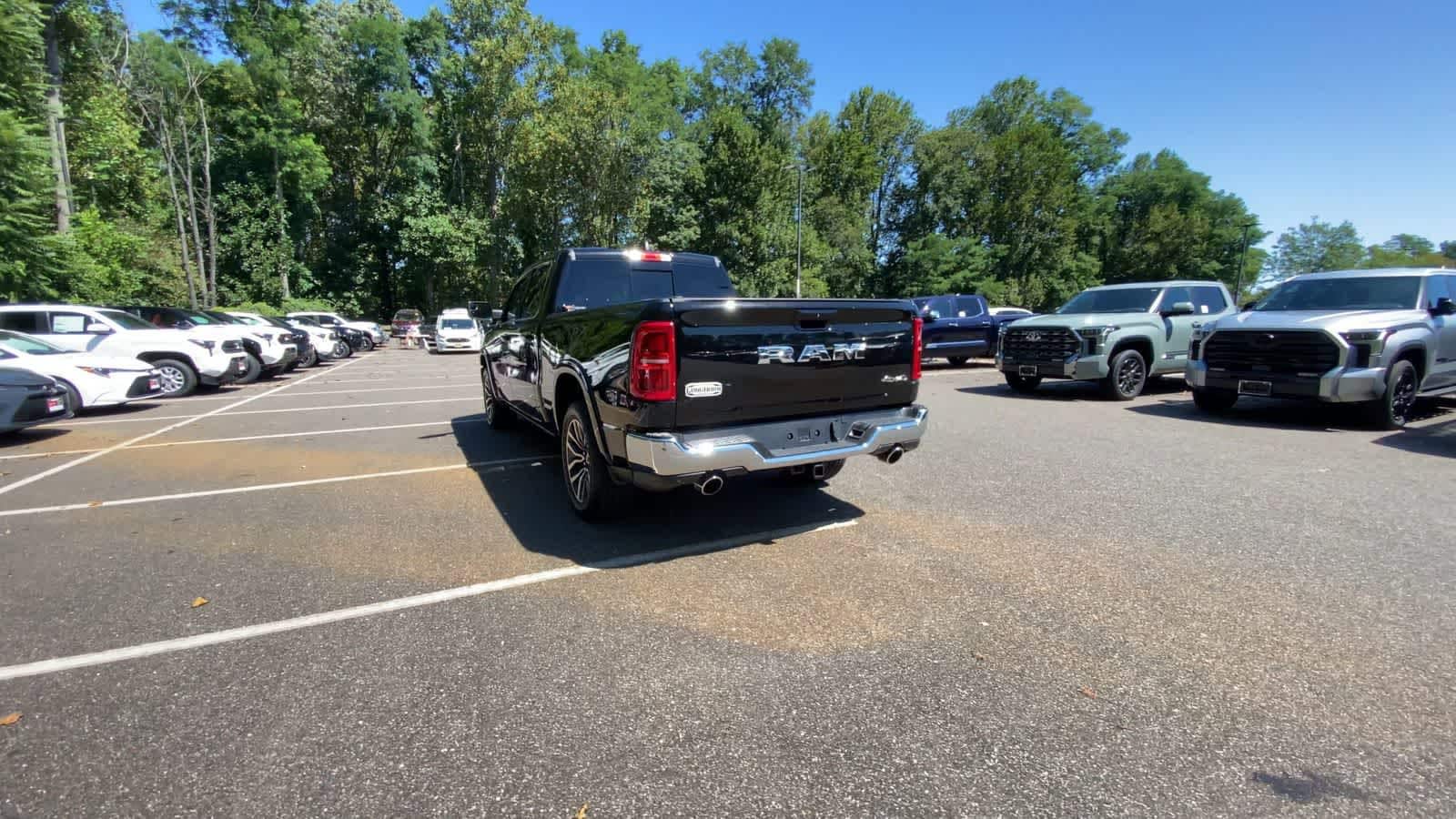 Thumbnail: 2025 RAM 1500 - 8