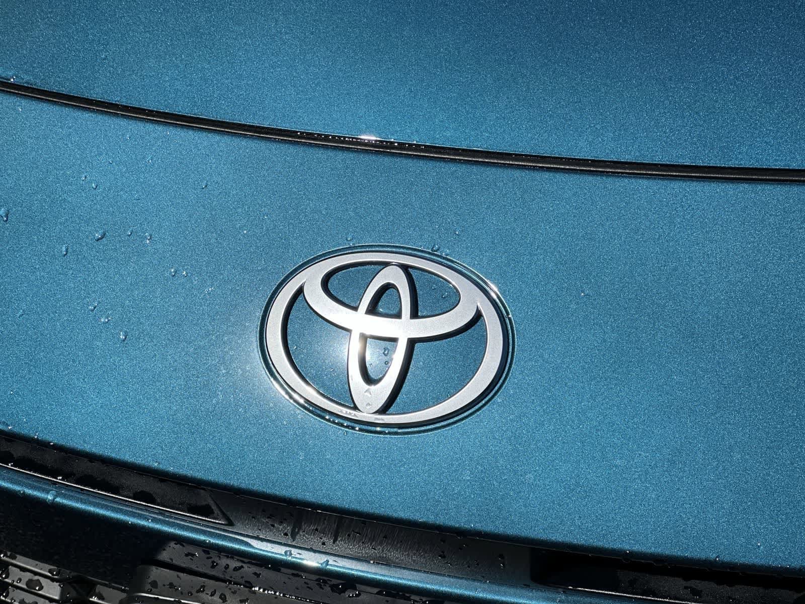 Thumbnail: 2026 Toyota Camry - 14