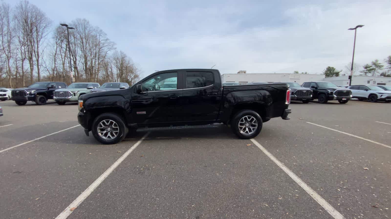 Thumbnail: 2017 GMC Canyon - 11